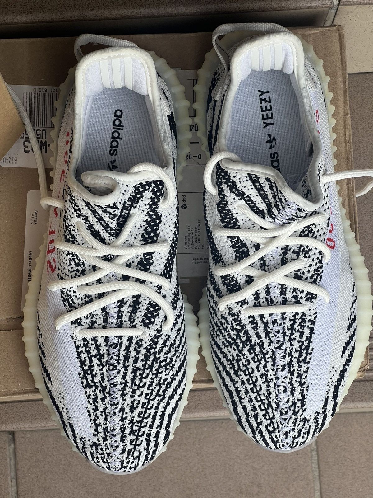 Kanye West Yeezy Sply 350 V2 Zebra 2023 Size US 9 / EU 42 - 11 Thumbnail