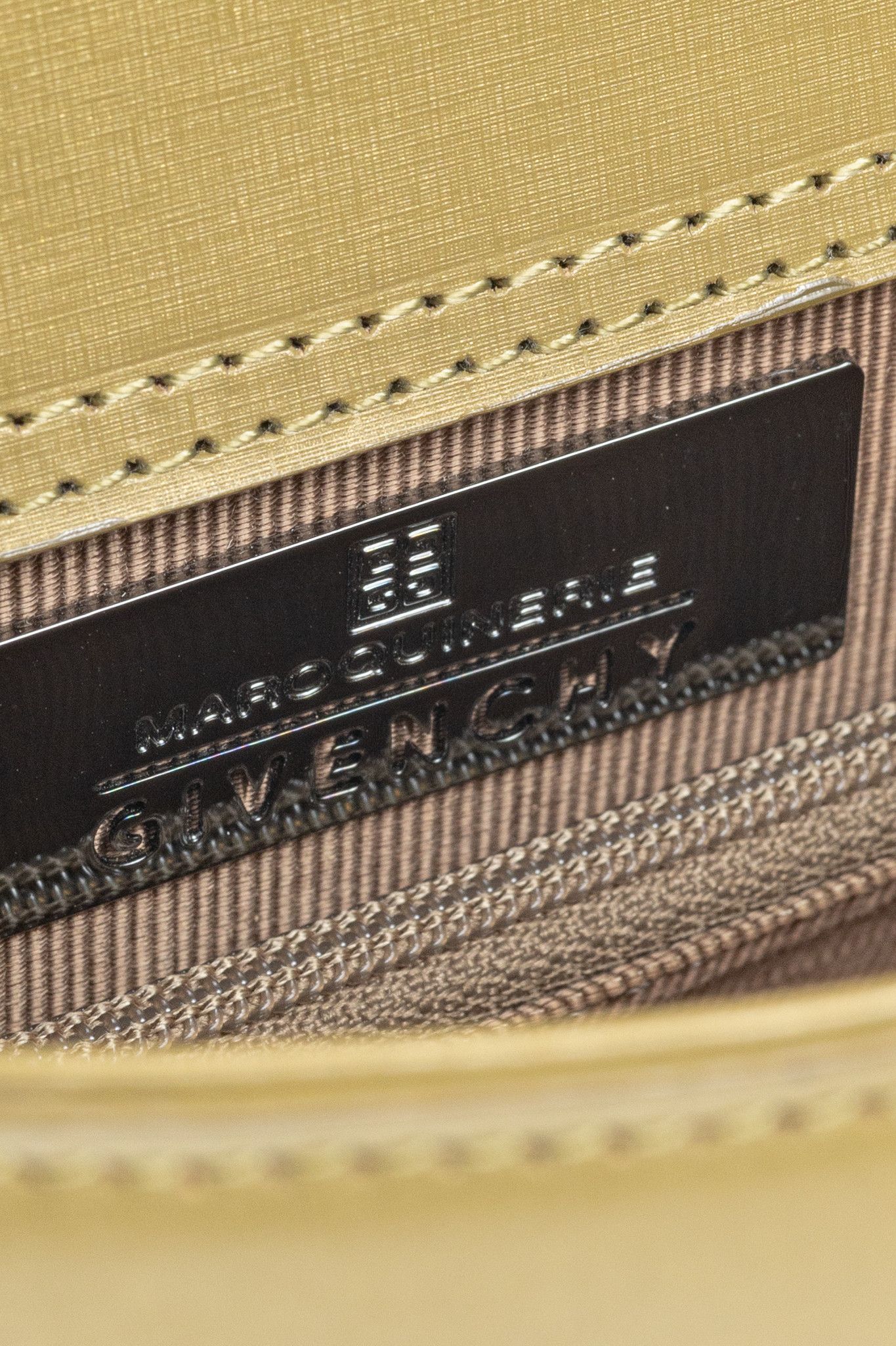 Givenchy Givenchy Vintage Gold Leather 4G-Logo Handbag Size ONE SIZE - 11 Thumbnail