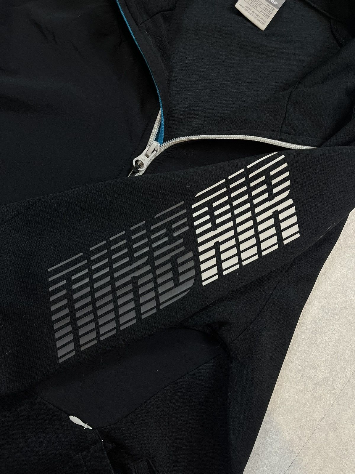 Nike × Vintage 00s Nike Air Spellout Vintage Y2K Sleeve Logo Retro Jacket Size US S / EU 44-46 / 1 - 4 Thumbnail