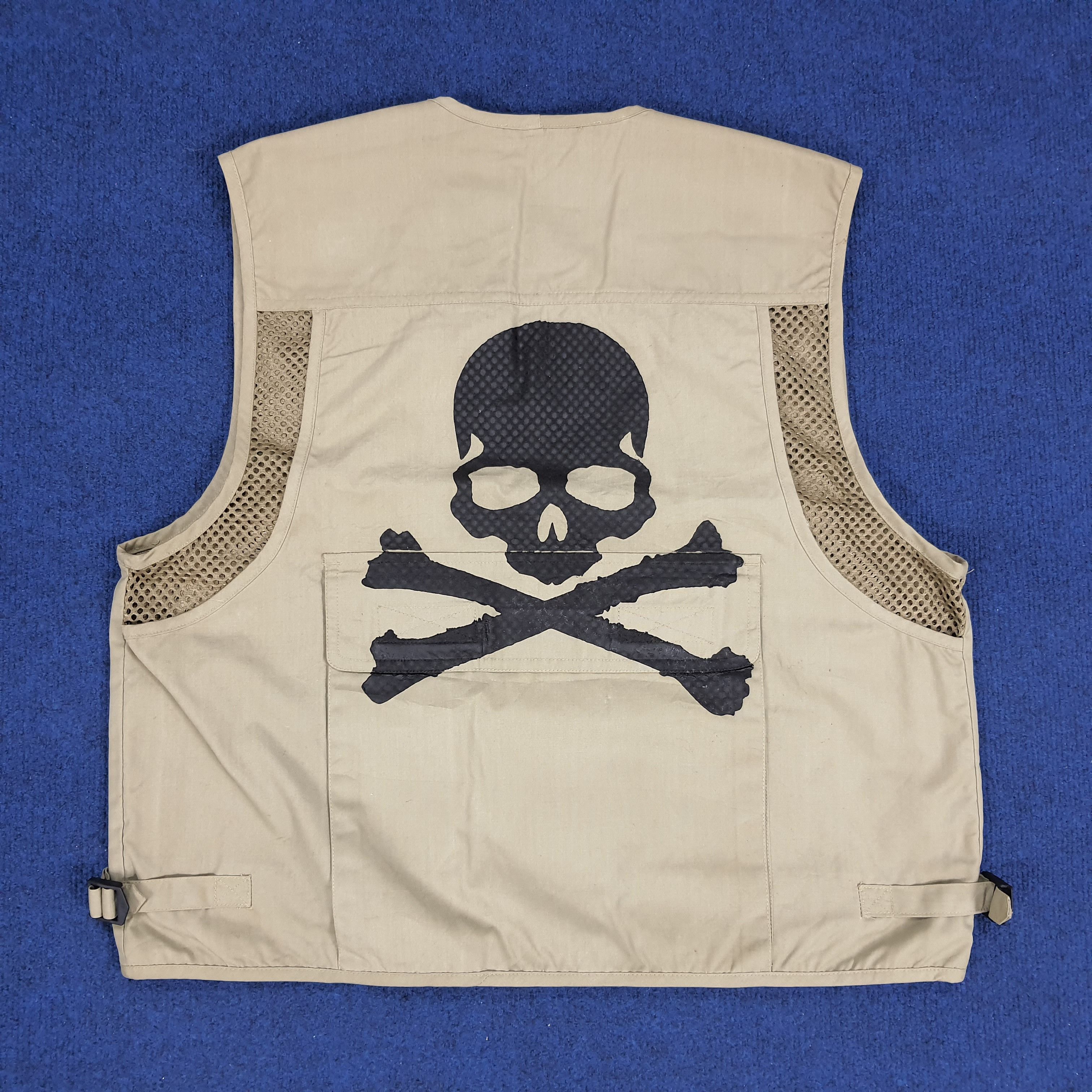 Japanese Brand × Vintage Vintage Uniqlo Japanese Brand Custom Skull Logo Vest Size US M / EU 48-50 / 2 - 1 Thumbnail