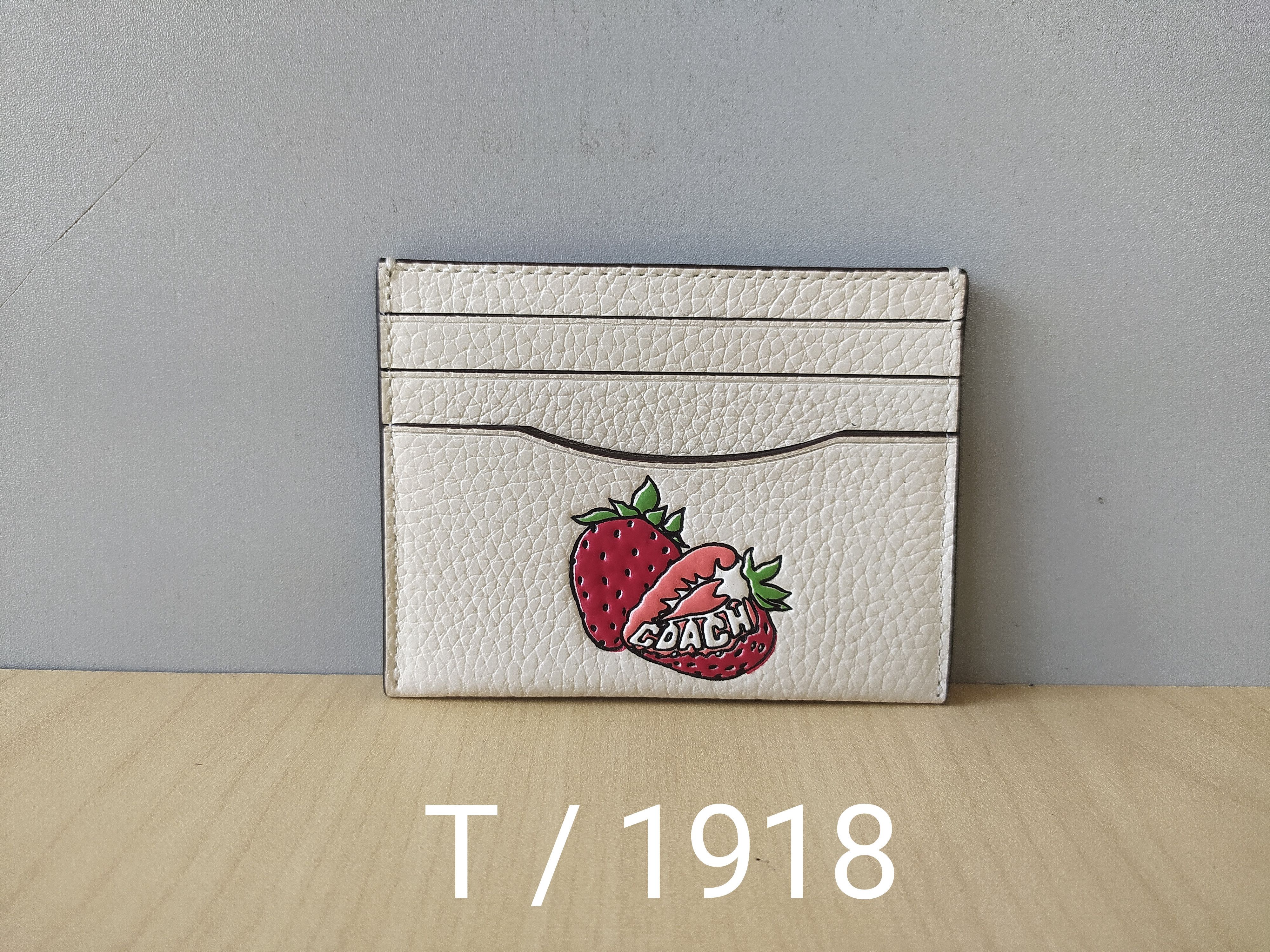 Coach Coach Pebbled Leather Card/ID Holder Free Shipping T/1918 Size ONE SIZE - 9 Thumbnail