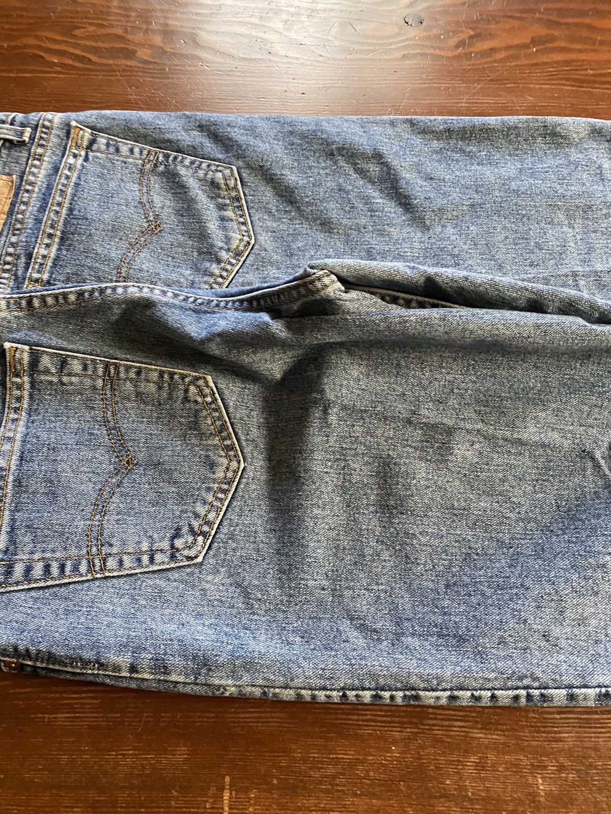 Levi's Vintage 1993 Levi’s 550 Relaxed Fit Blue Denim Jean 35x30 Size US 35 - 6 Thumbnail