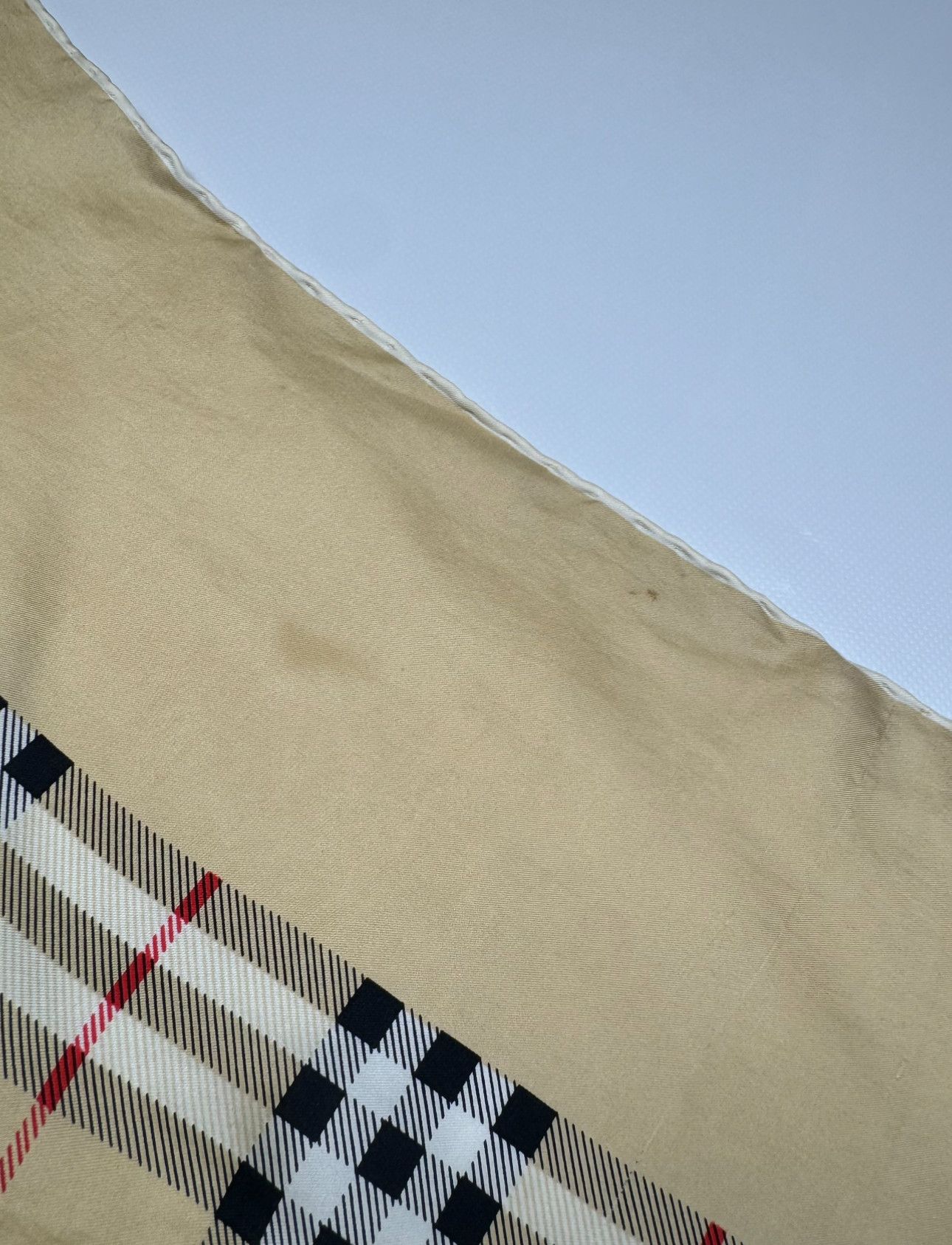 Burberry BURBERRY VINTAGE NOVA CHECK SILK SCARF Size ONE SIZE - 12 Thumbnail
