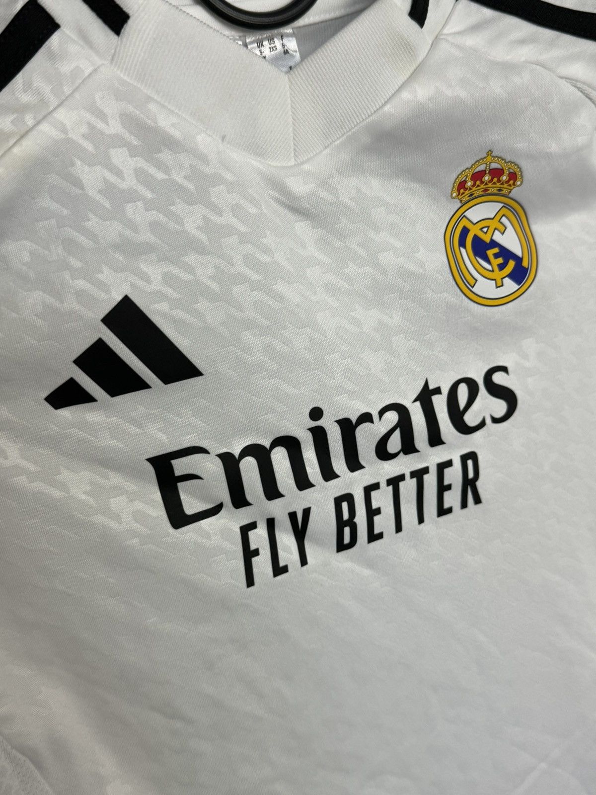 Adidas KIDS Real Madrid 24/25 Home Football Jersey T-Shirt Size US XXS / EU 40 - 3 Thumbnail