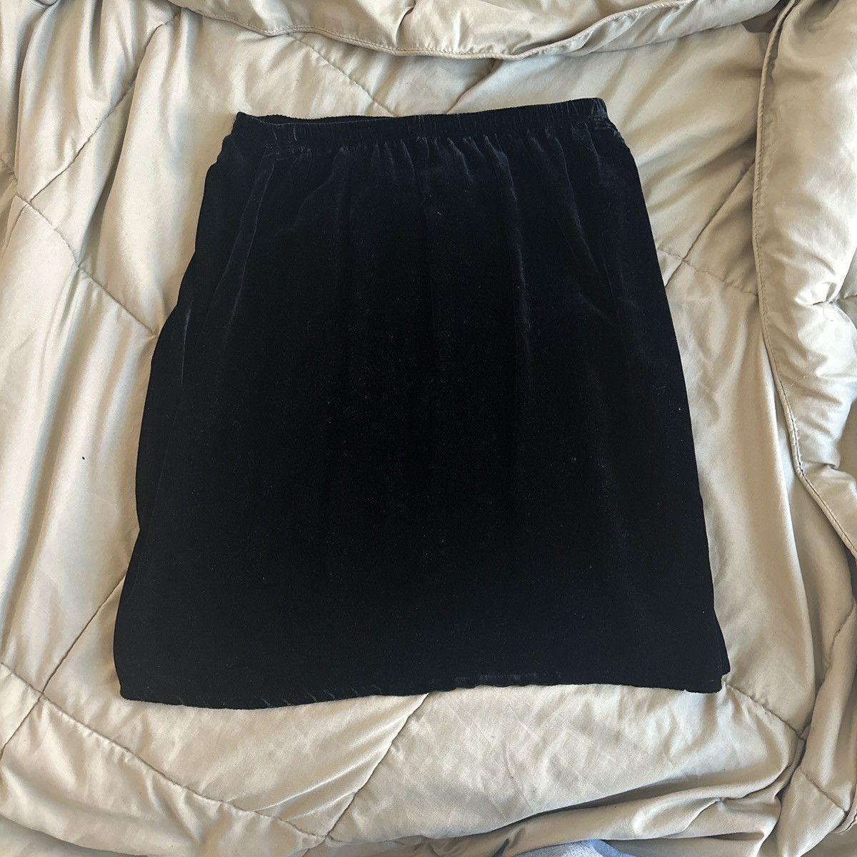 Johnny Was Johnny Was Los Angeles velvet black skirt Size 32" / US 10 / IT 46 - 2 Thumbnail