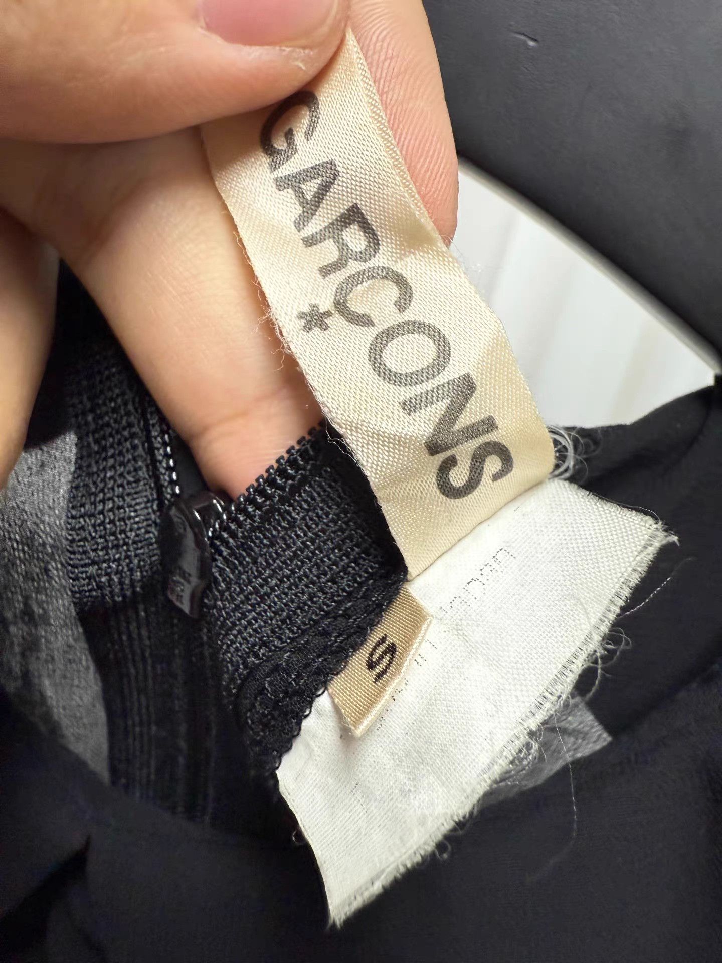 Comme des Garcons Comme des Garçons Mesh Round Neck Short Sleeve Top K20 Size S / US 4 / IT 40 - 4 Thumbnail