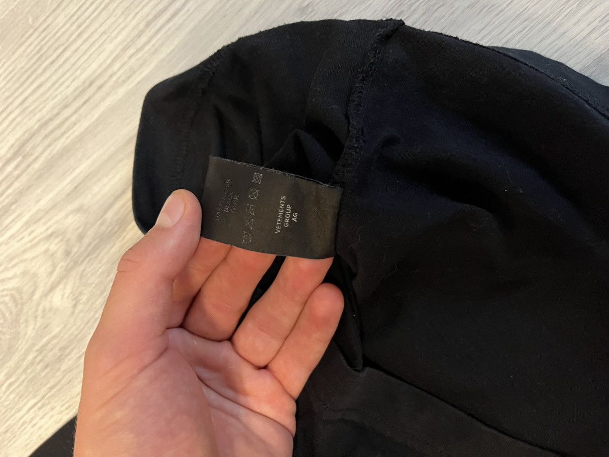 Vetements Vetements Unicorn Tshirt Size US S / EU 44-46 / 1 - 6 Thumbnail