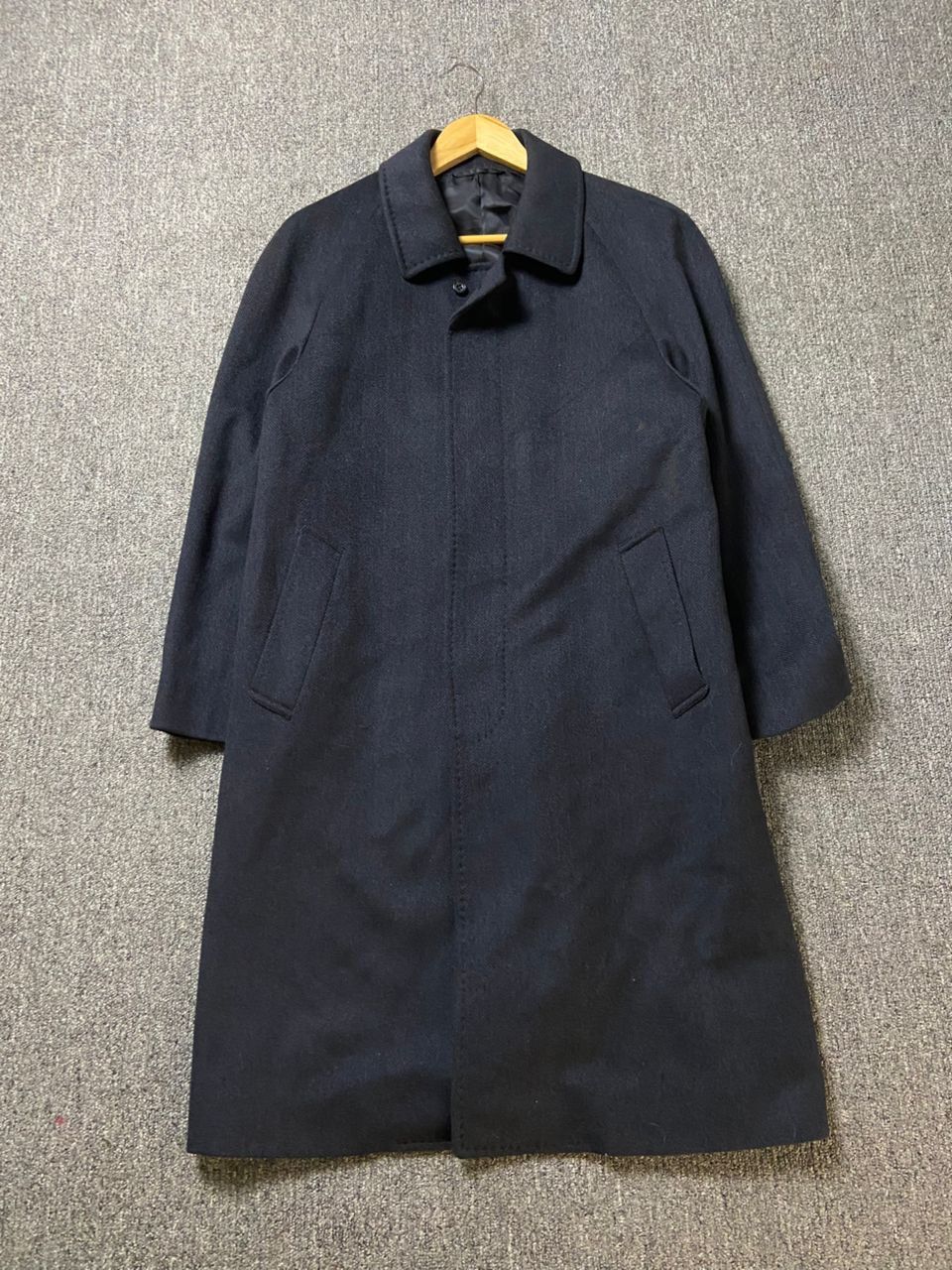 Pierre Balmain Pierre Balmain Paris Francois 1er Wool Button Coat (182) Size US XS / EU 42 / 0 - 1 Thumbnail