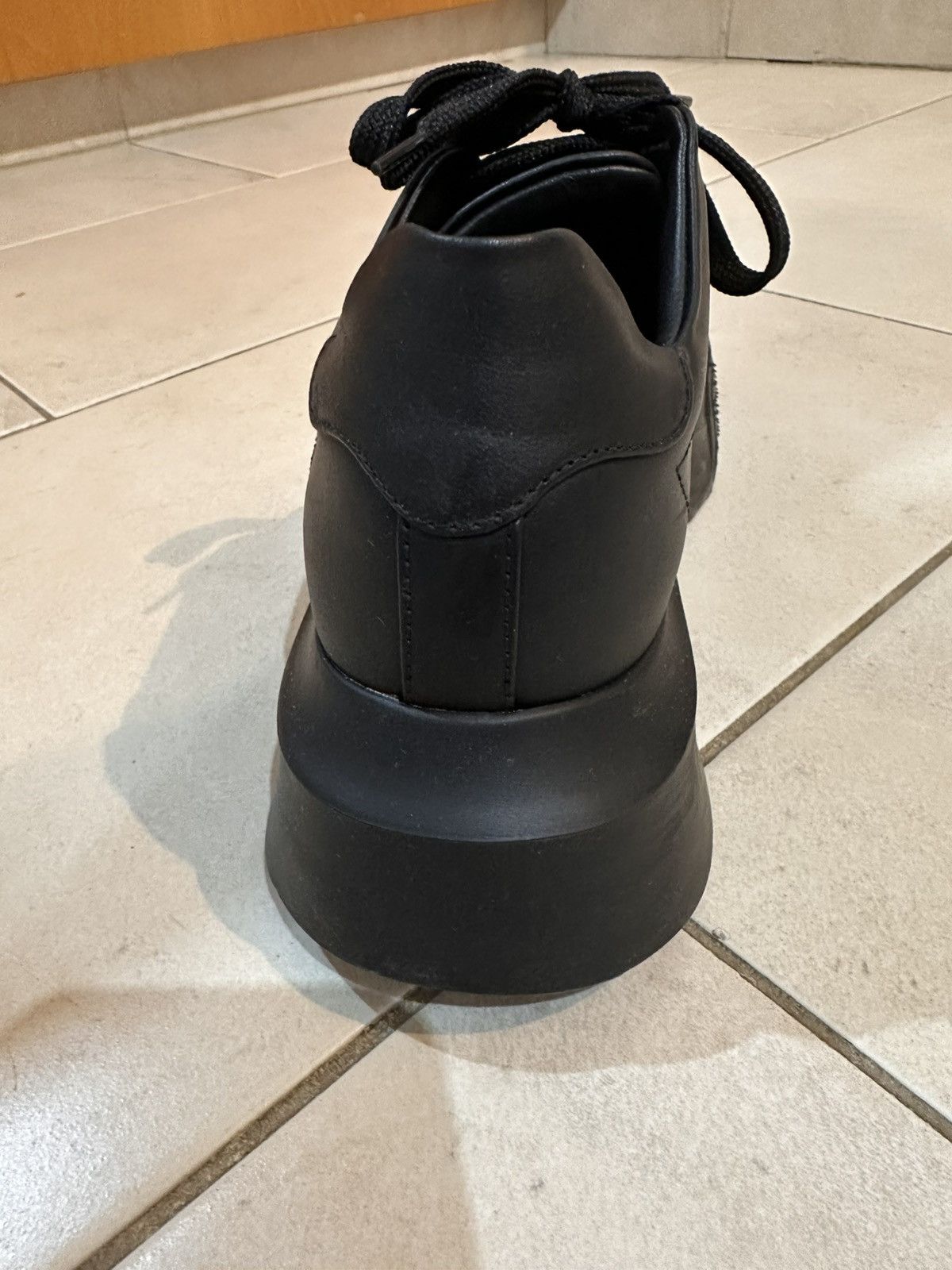 Philipp Plein PHILIP PLEIN LEATHER LO-TOP SNEAKER HEXAGON Size US 6.5 / IT 36.5 - 3 Thumbnail