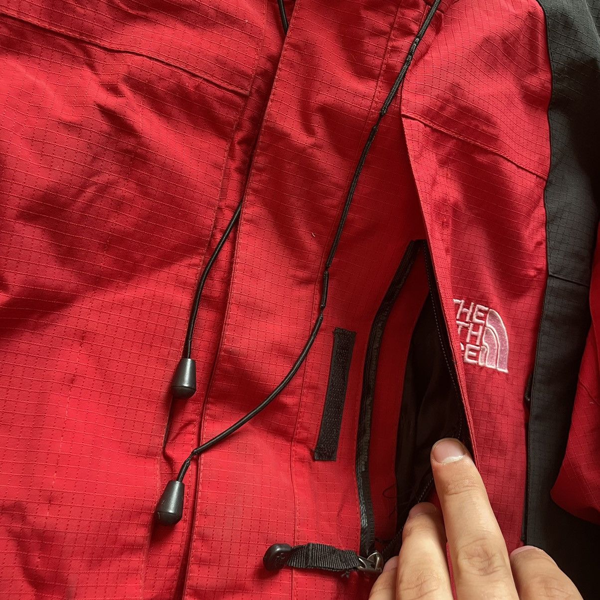 Vintage Tnf 90s the north face jacket red black summit series gorpco Size US M / EU 48-50 / 2 - 6 Thumbnail
