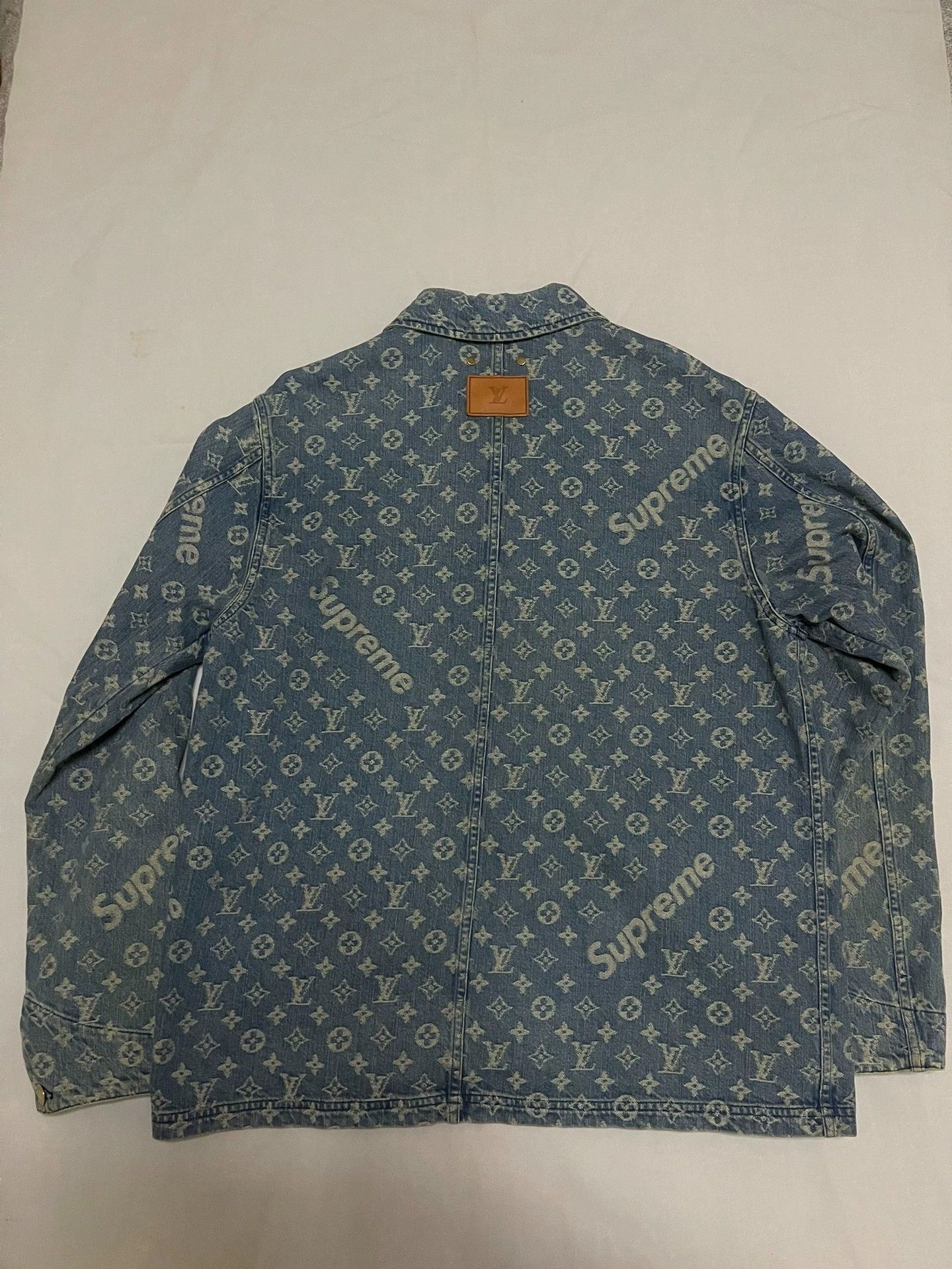 Louis Vuitton Supreme x LV Denim Full Print Monogram Jacket Size 50 Size US M / EU 48-50 / 2 - 2 Thumbnail