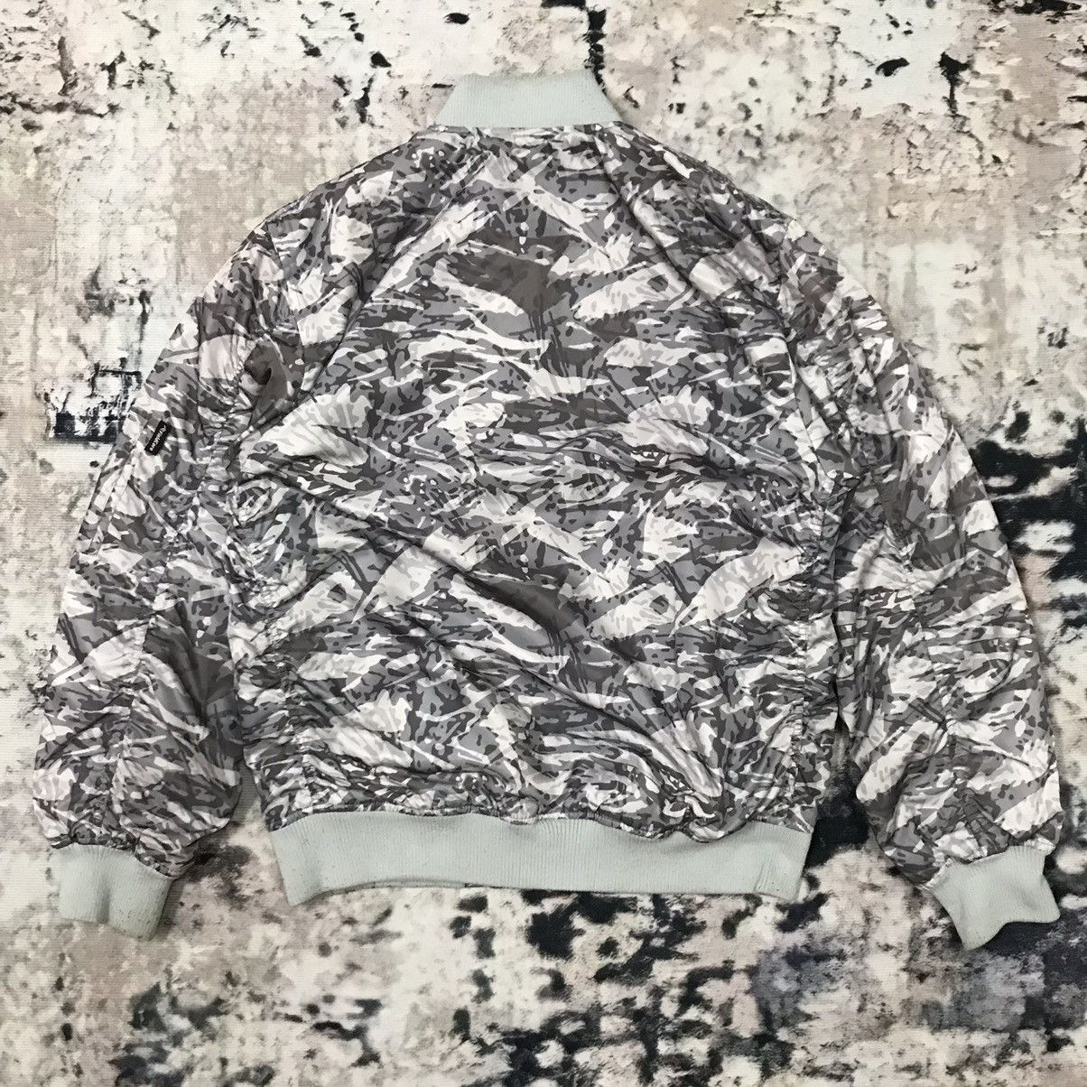 Japanese Brand Fieldcore Warm & Toughness Navy Camo Style Bomber Jacket Size US L / EU 52-54 / 3 - 2 Thumbnail