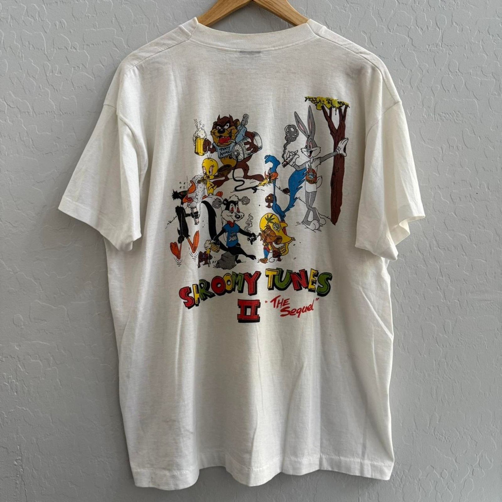 Fruit Of The Loom Vintage 90s looney tunes smoking parody t-shirt Size US XL / EU 56 / 4 - 3 Thumbnail