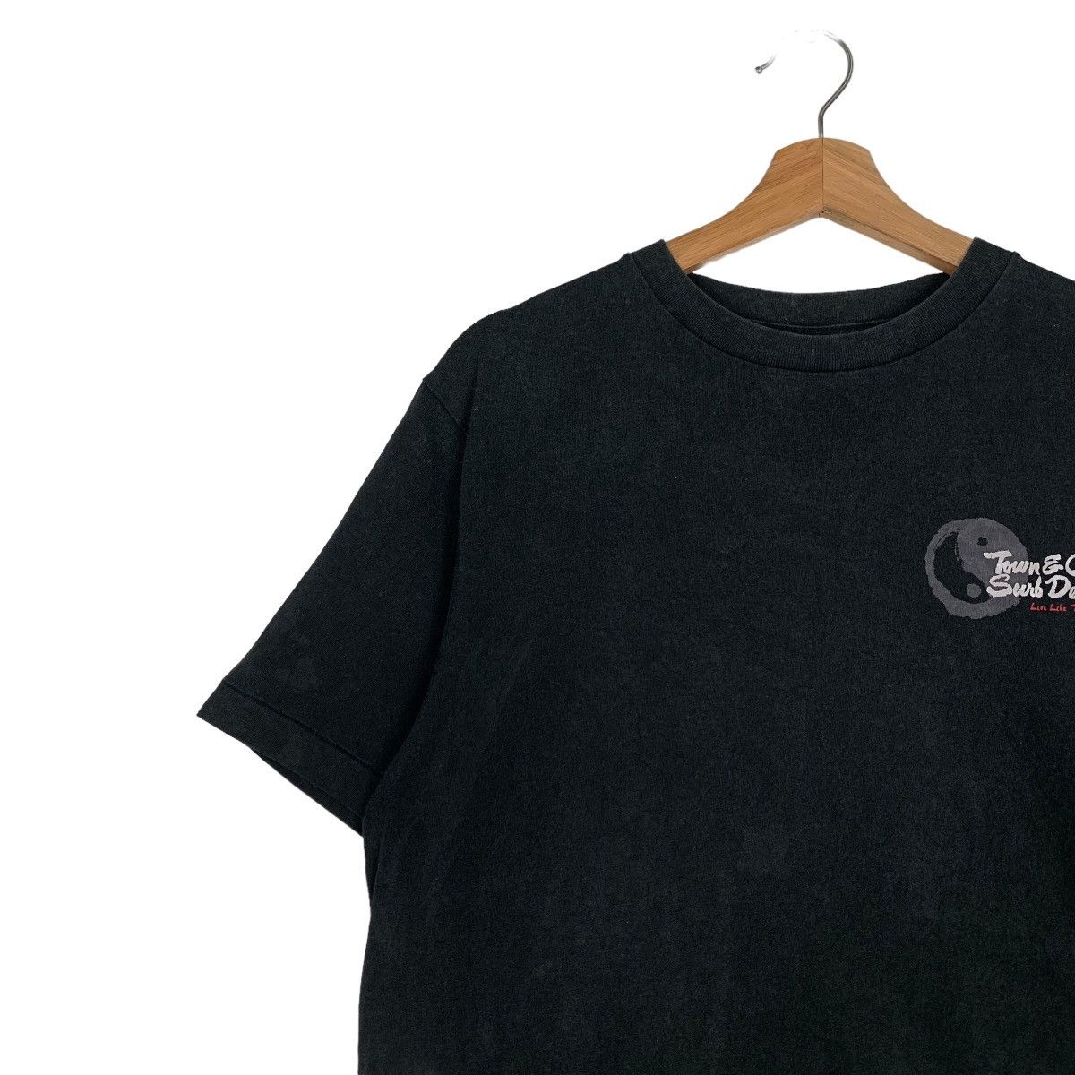 Japanese Brand T&C SURF Designs Big Logo Surfwear Tees #0161-C8 Size US M / EU 48-50 / 2 - 8 Thumbnail