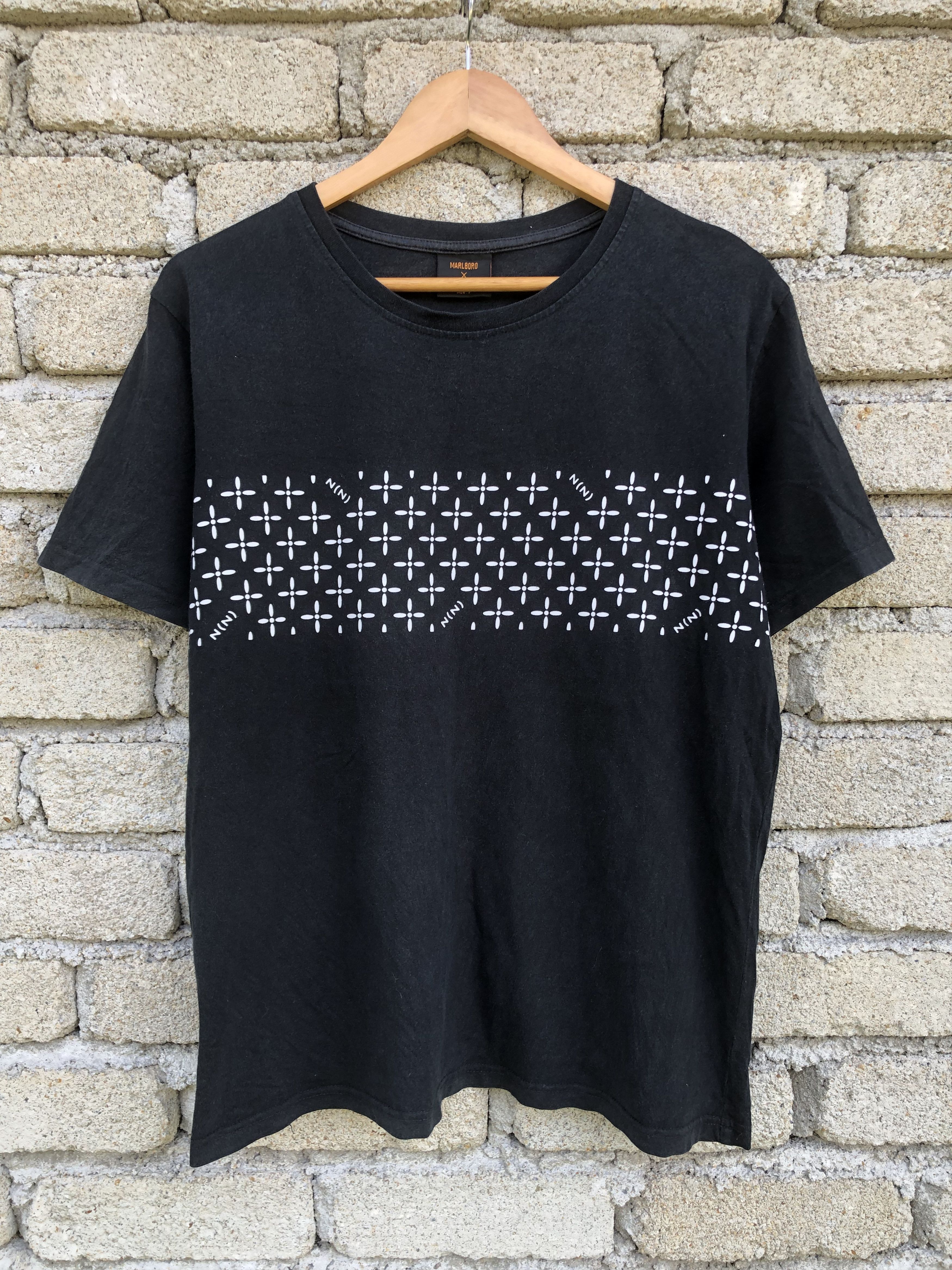 Number (N)ine Number (N)ine Marlboro N(N) Cross Plus Logo Tee Size US L / EU 52-54 / 3 - 1 Thumbnail