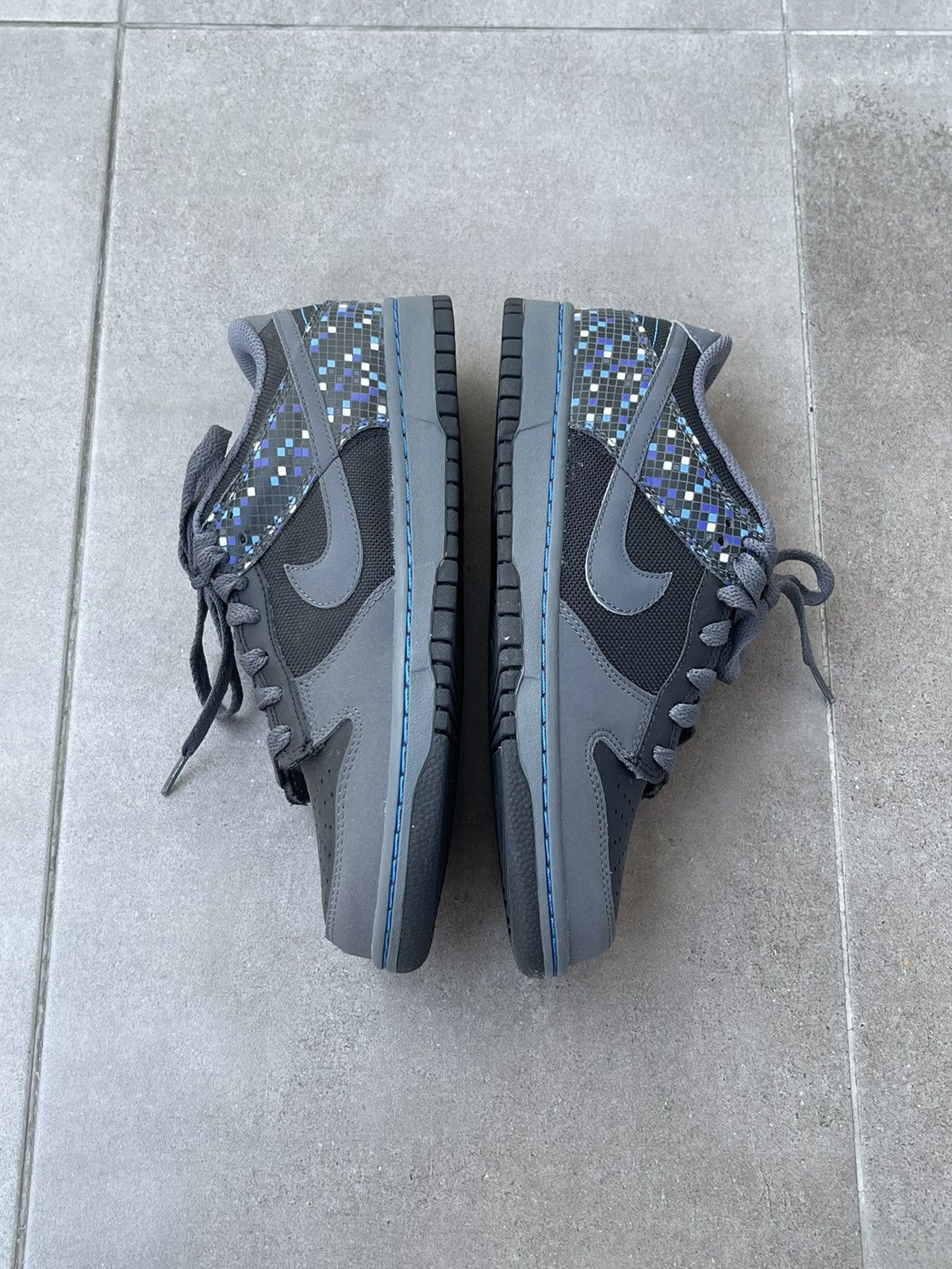Nike !DS! 6Y Nike Dunk Low Black Dark Grey Low-Top Sneakers Size US 8 / IT 38 - 12 Thumbnail
