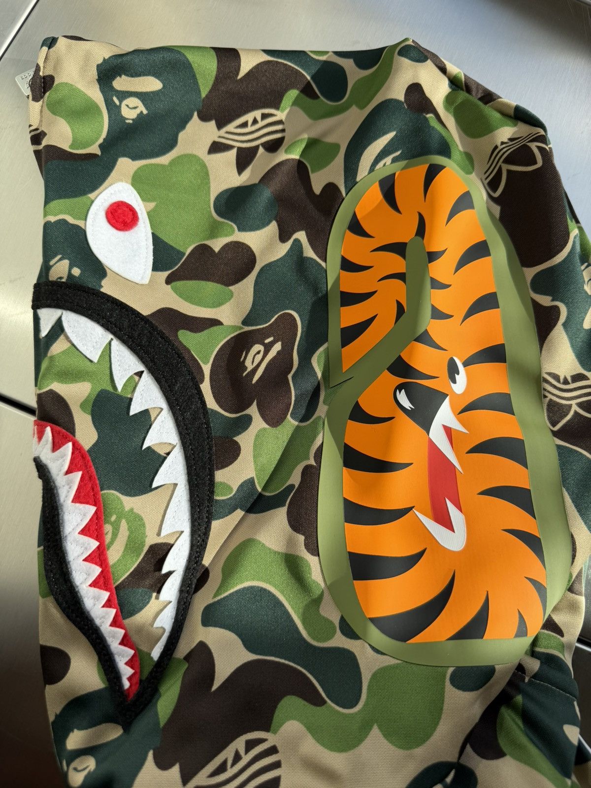Adidas × Bape KF4916 Men’s XL adidas X BAPE® SS26 SHARK TRACK HOODIE Size US XL / EU 56 / 4 - 3 Thumbnail