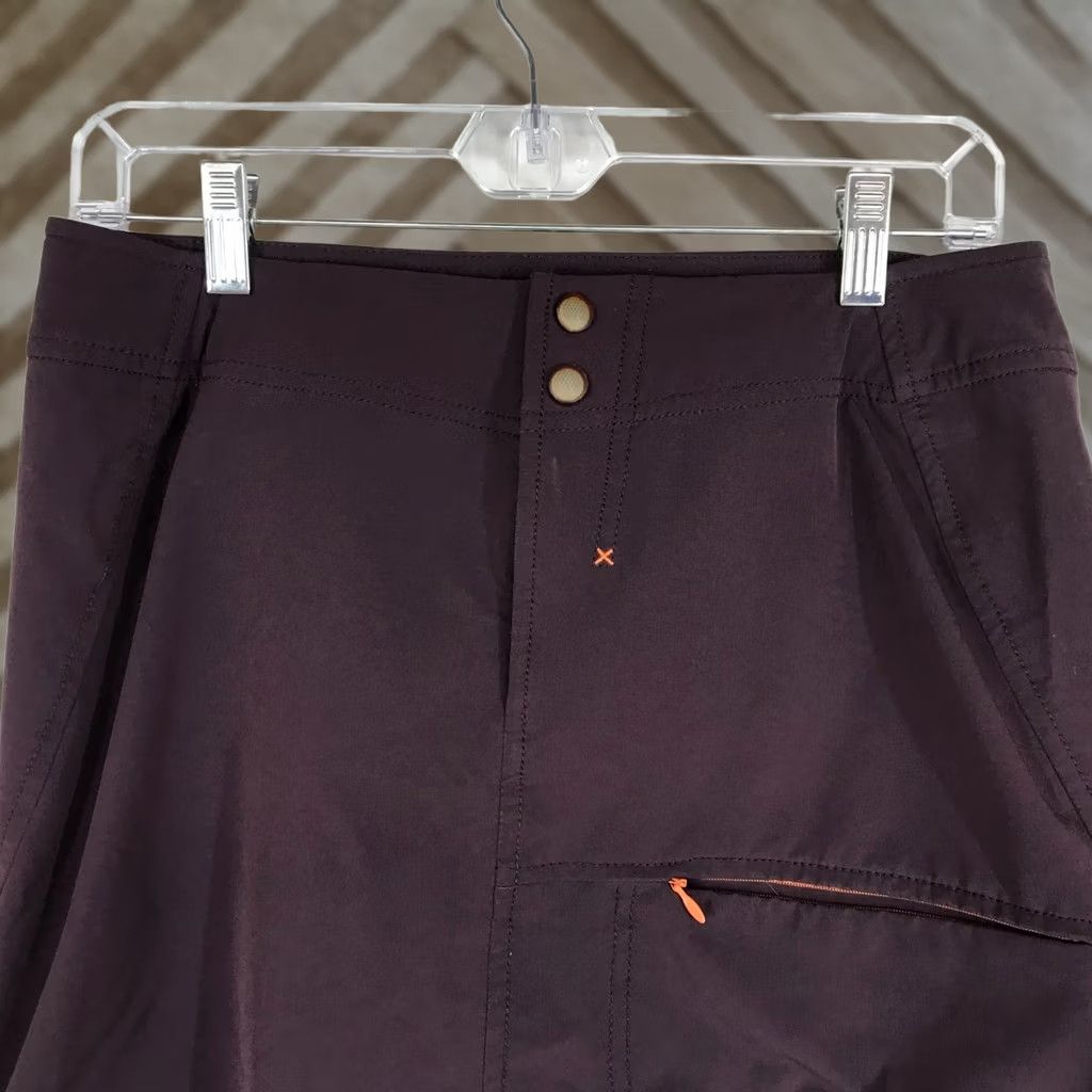 Vintage Title Nine Skirt Womens 6 BURGUNDY WOMEN SNAP WAIST POLYESTER BLEND POCKETS Size 28" / US 6 / IT 42 - 1 Thumbnail