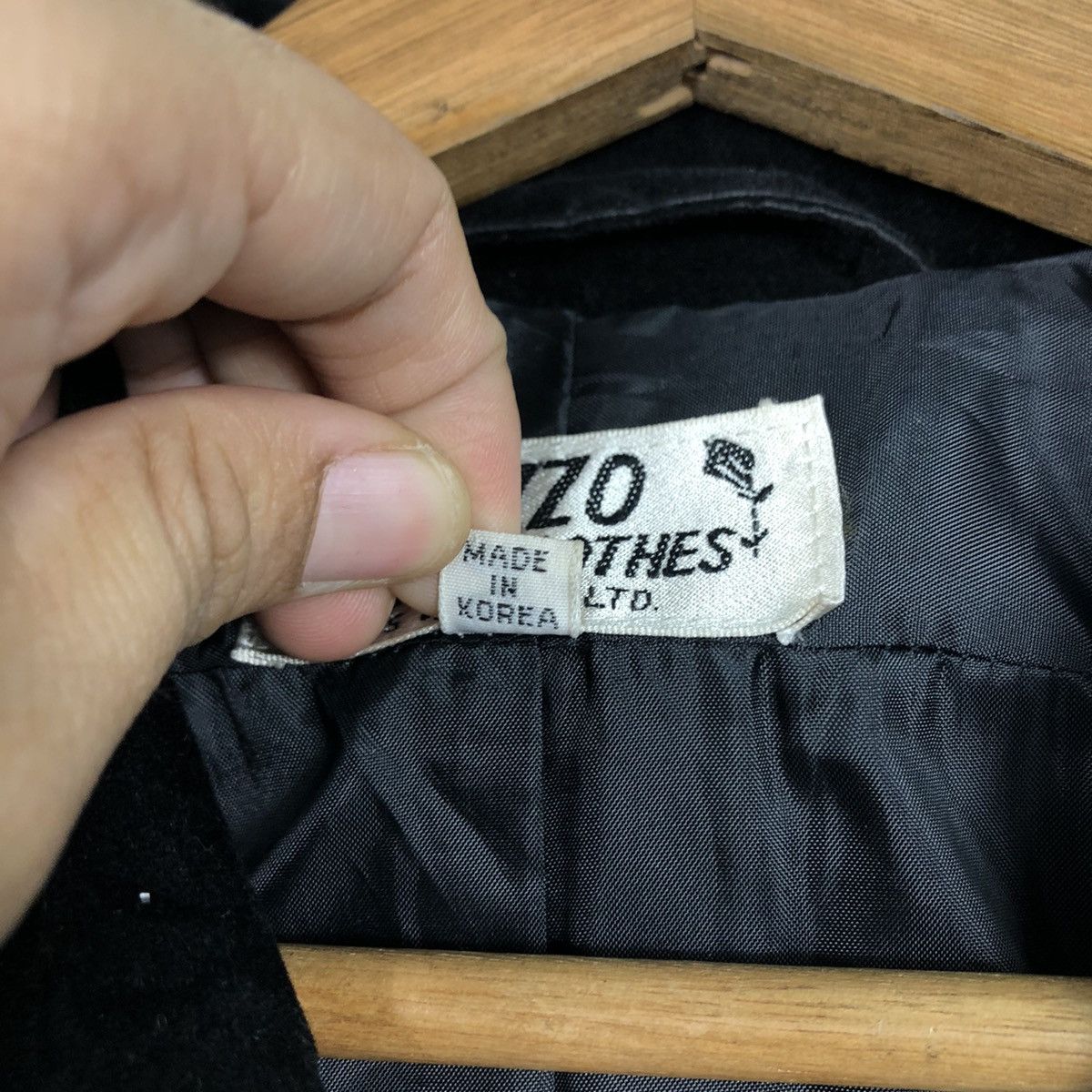 Japanese Brand Vintage Pezzo Design Black Velour Moto Jacket Issey Miyake Size US M / EU 48-50 / 2 - 19 Thumbnail