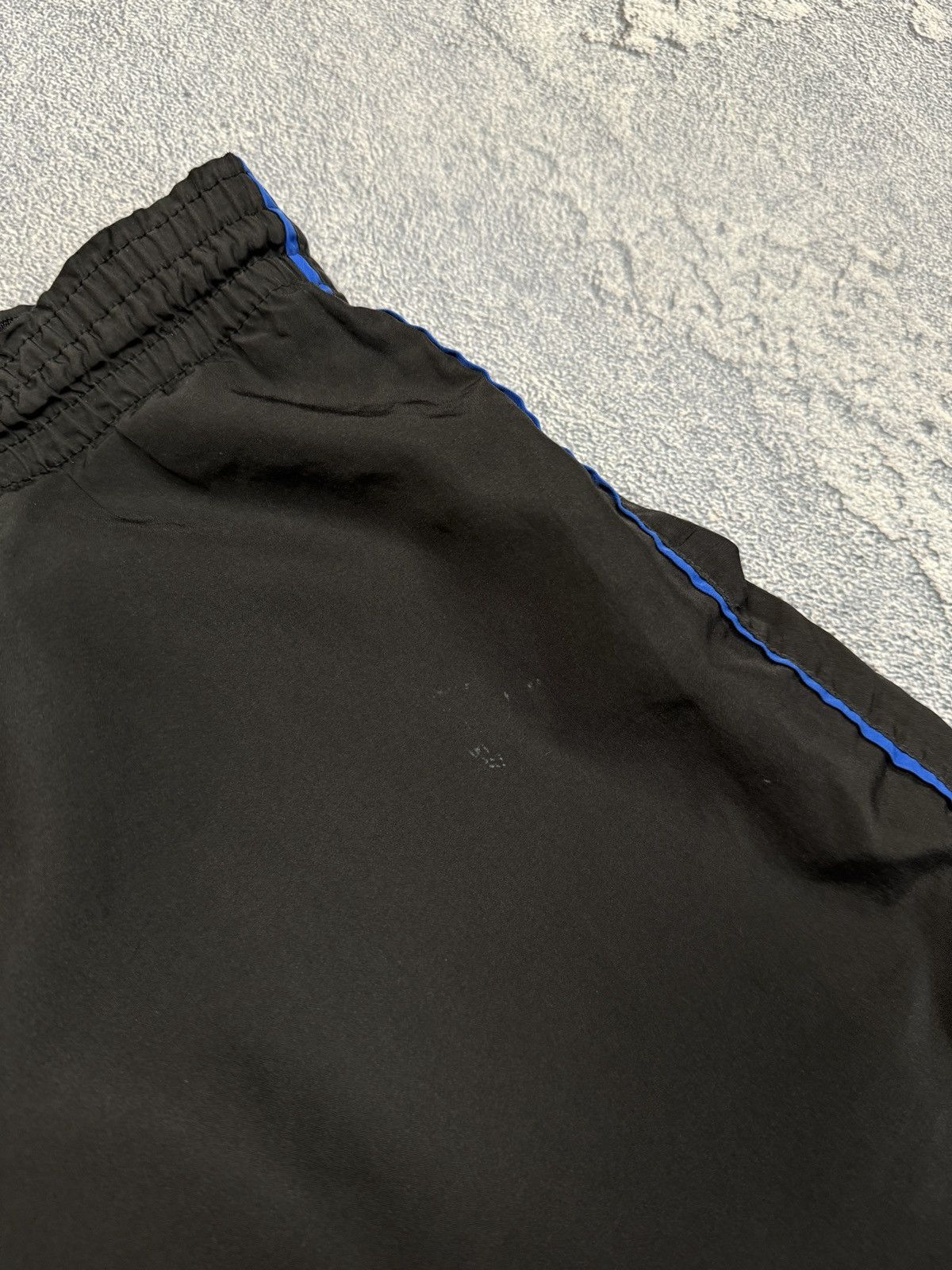 Nike Vintage Nike Inter Football Shorts Soccer Size US 32 / EU 48 - 5 Thumbnail