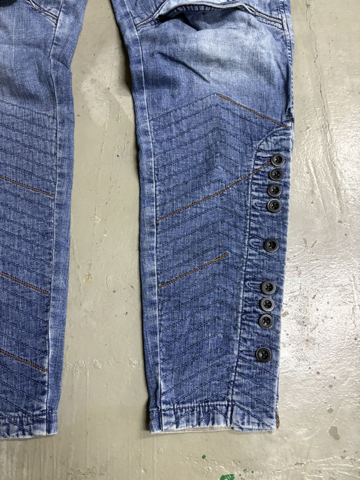 Marithe + Francois Girbaud Vintage Buckle Back Marithe+Francois Girbaud Y2K Capri Jeans Size US 28 / EU 44 - 3 Thumbnail