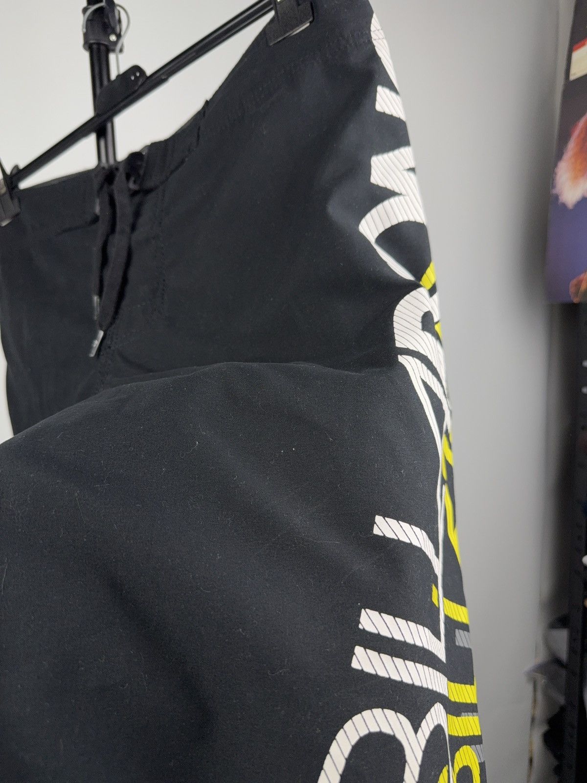 Billabong Retro Y2K 00s Billabong Black Logo Surf Board Shorts sz 32 Size US 32 / EU 48 - 7 Thumbnail