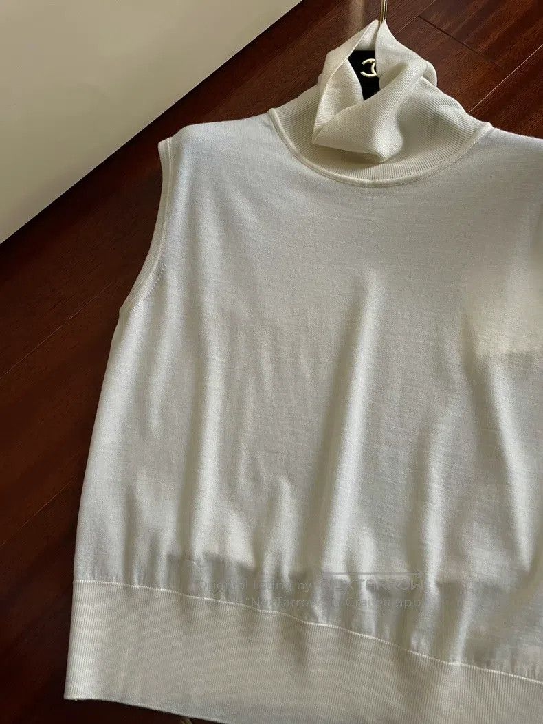 The Row The row High-necked knitted cashmere sleeveless shirt Size S / US 4 / IT 40 - 1 Thumbnail