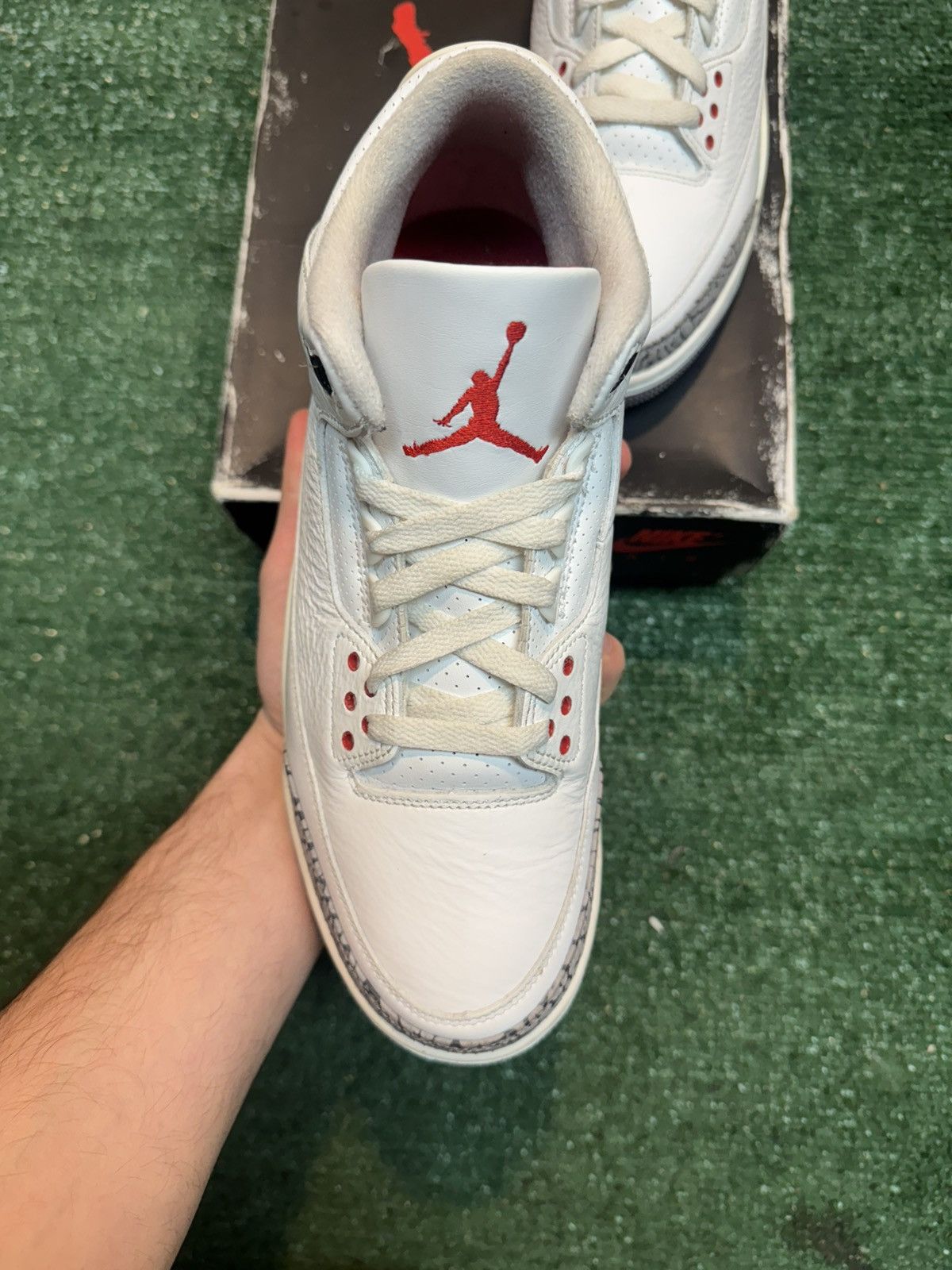 Jordan Brand Jordan Retro 3 White Cement Reimagined Size 9 Size US 9 / EU 42 - 2 Thumbnail