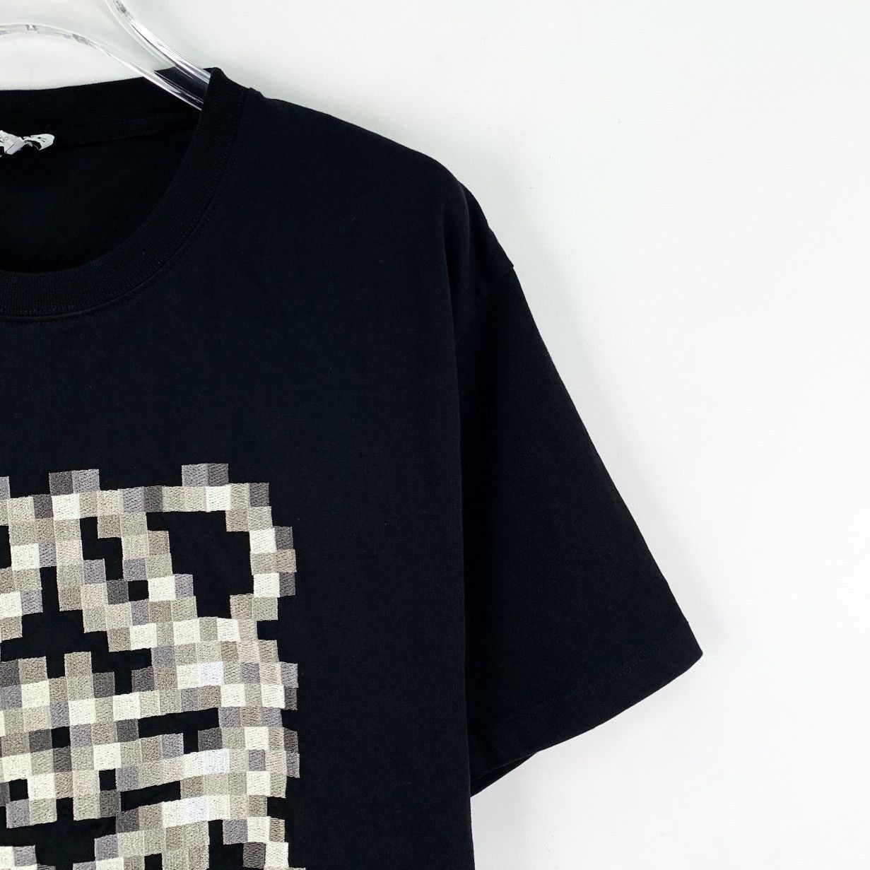 Loewe Black Pixelated Graphic Short Sleeve T-Shirt Size US S / EU 44-46 / 1 - 3 Thumbnail