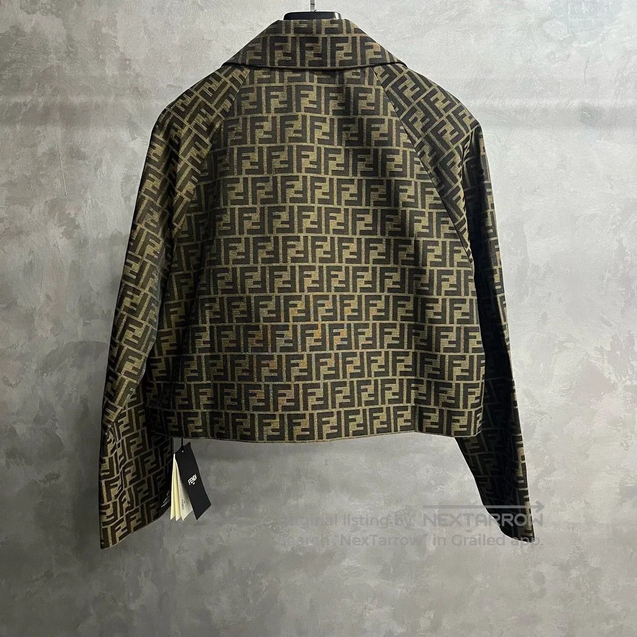 Fendi Fendi Brown Letter Print Collar Jacket. Size S / US 4 / IT 40 - 2 Thumbnail