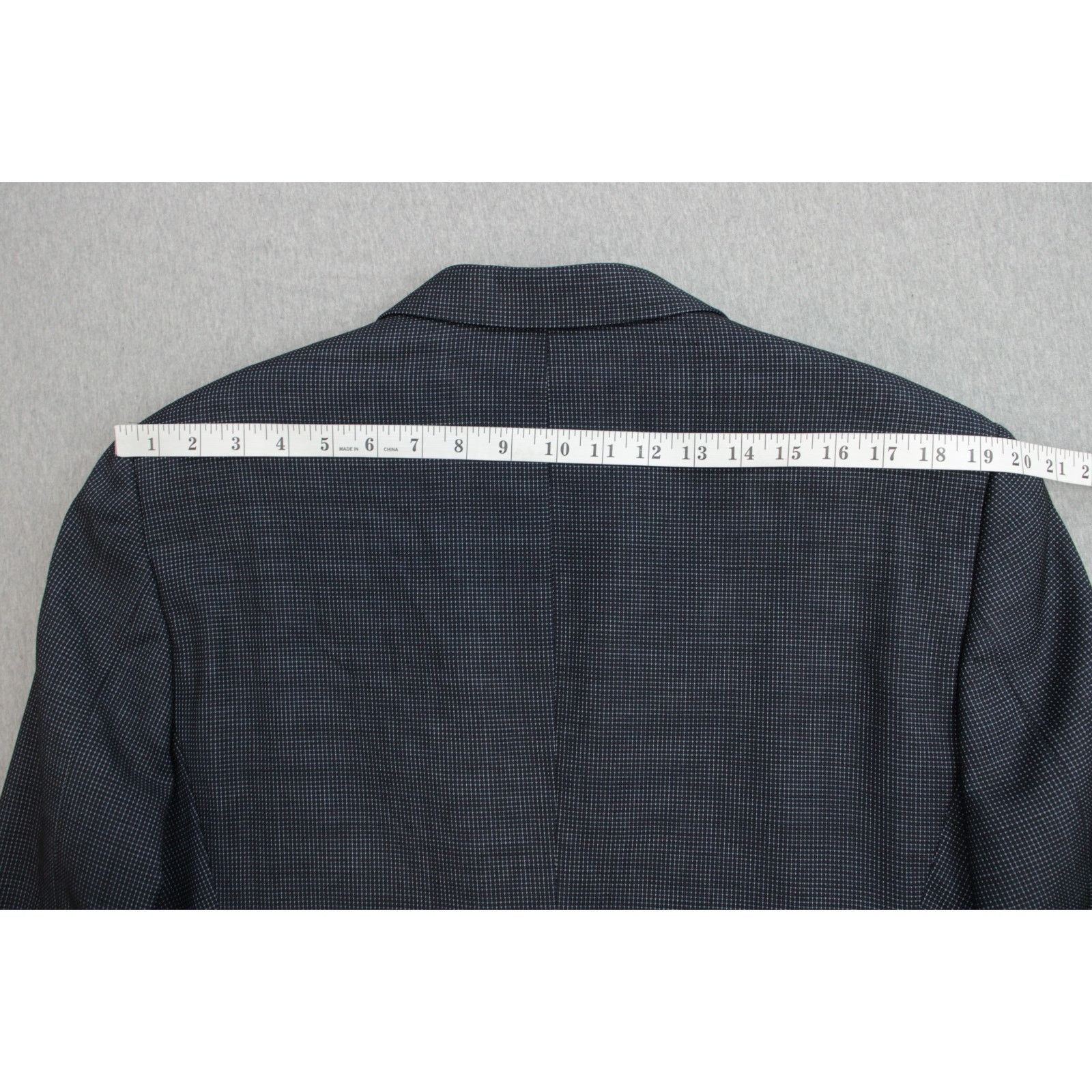 Giorgio Armani Giorgio Armani Blazer Mens 42L 100% Wool Made In Italy Size 42L - 12 Thumbnail