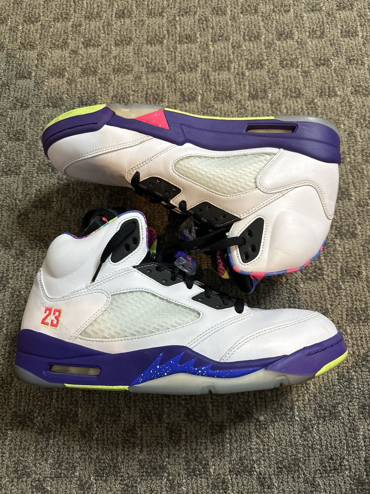 Jordan Brand Jordan 5 ‘Alternate Bel-Air’ Size US 12 / EU 45 - 2 Thumbnail