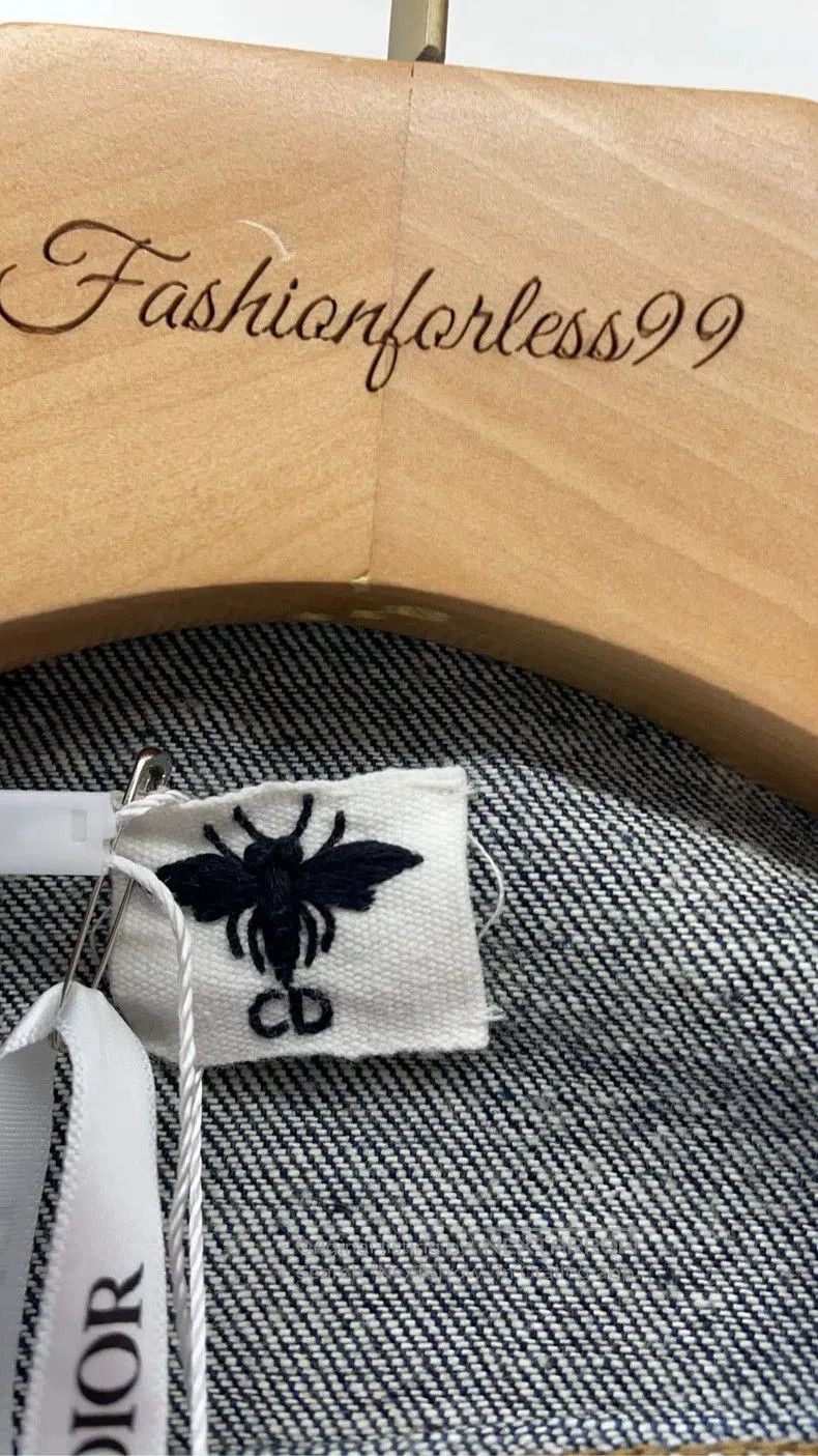 Dior Dior Blue Bee Embroidered Denim Jacket. Size US XS / EU 42 / 0 - 3 Thumbnail