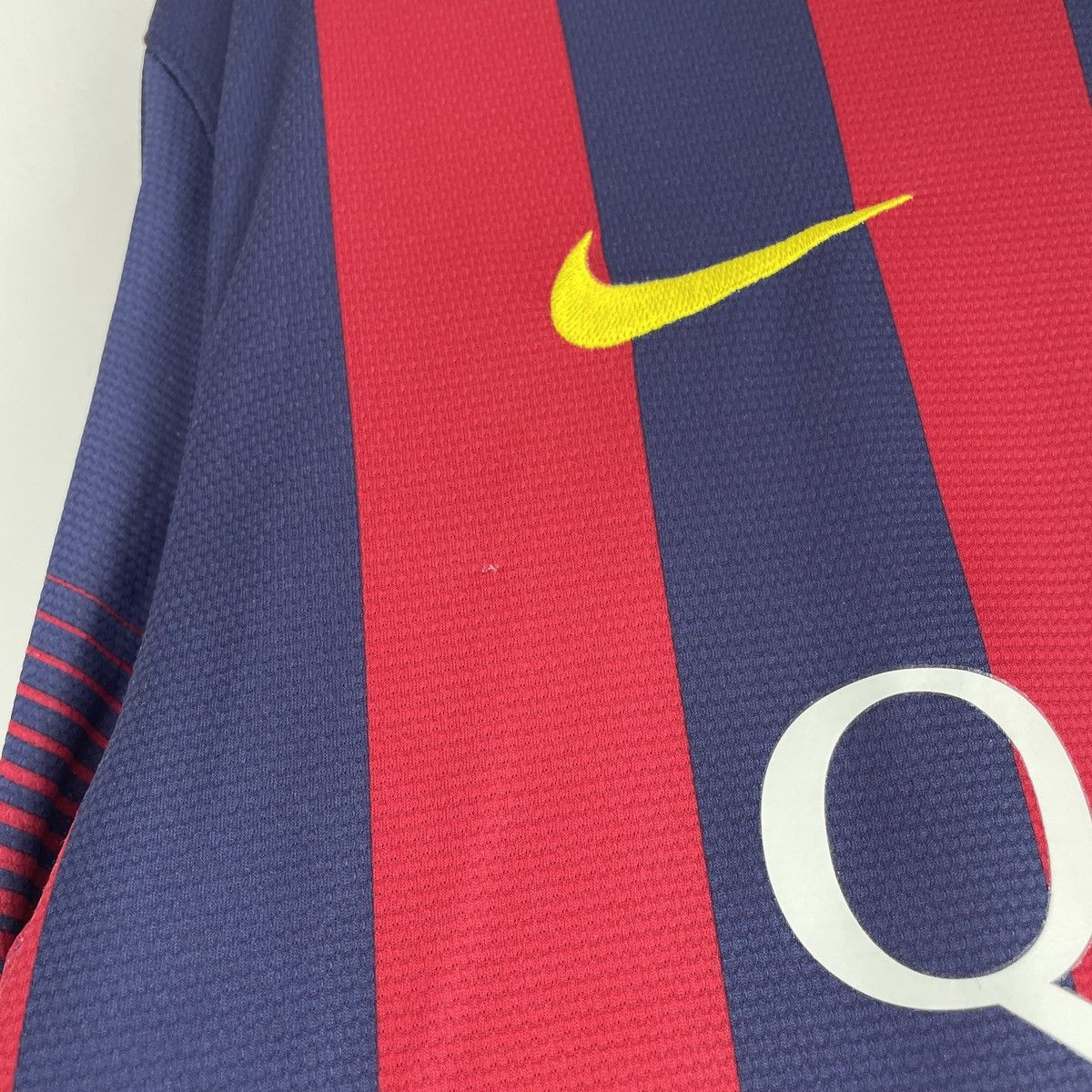 Nike Barcelona Nike Home Jersey Shirt Men 2013/2014 size M Size US M / EU 48-50 / 2 - 3 Thumbnail