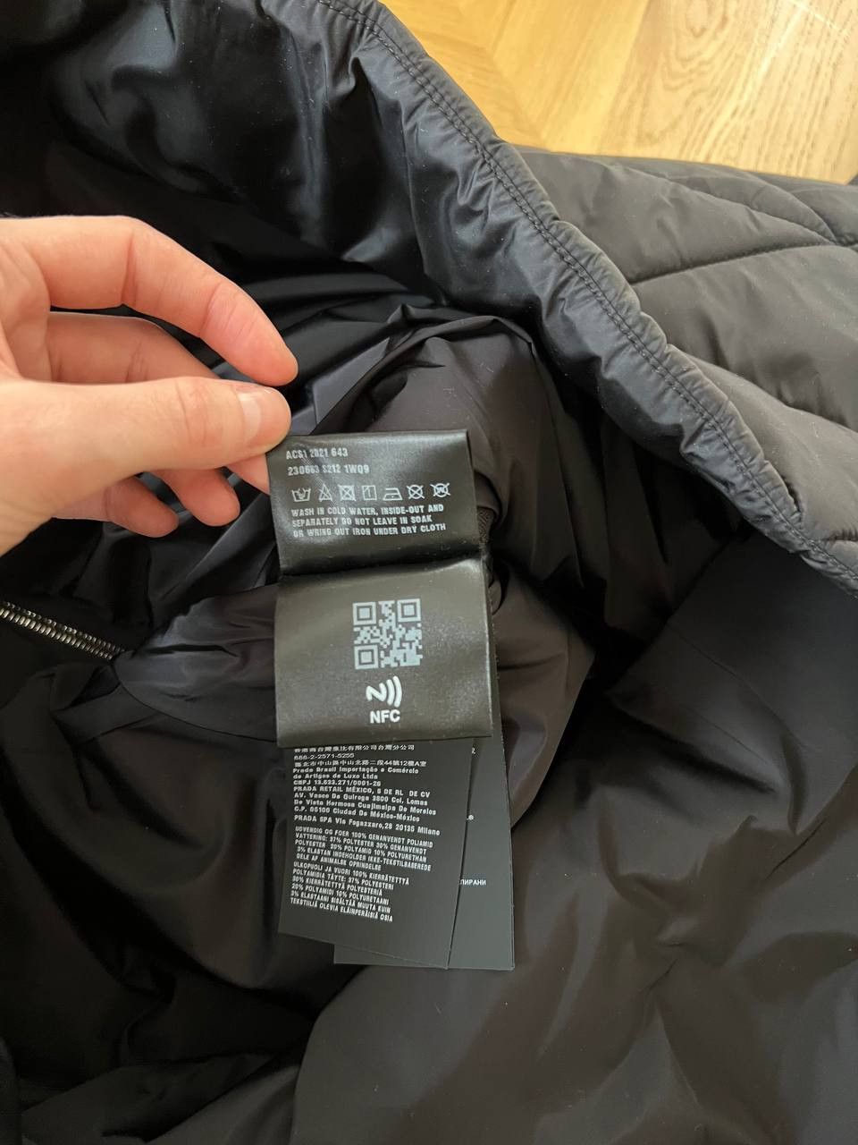 Prada Prada Re-Nylon quilted puffer vest Size XS / US 0-2 / IT 36-38 - 8 Thumbnail