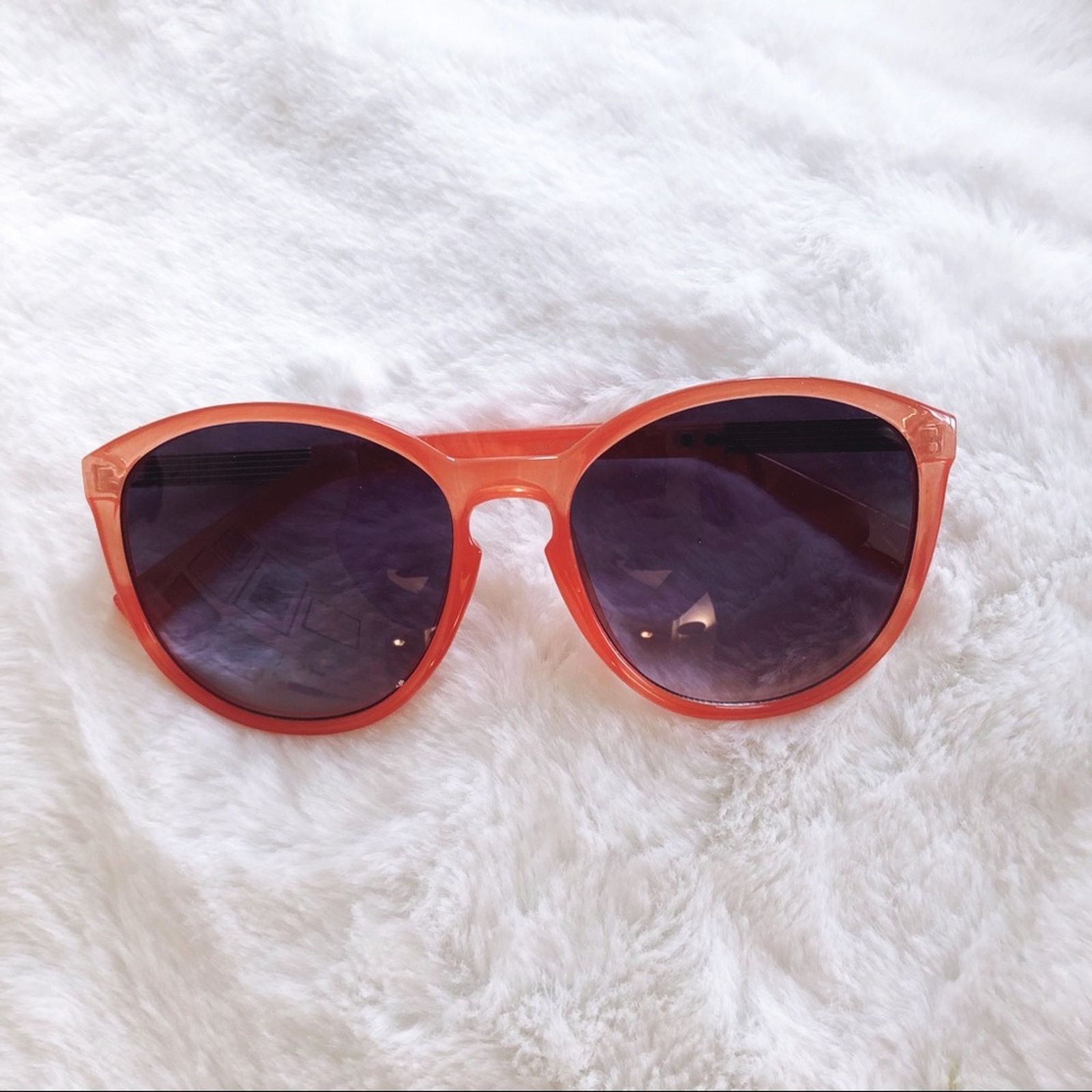 Other Celia Red Cat Eye Full Rim Sunglasses Size ONE SIZE - 2 Thumbnail