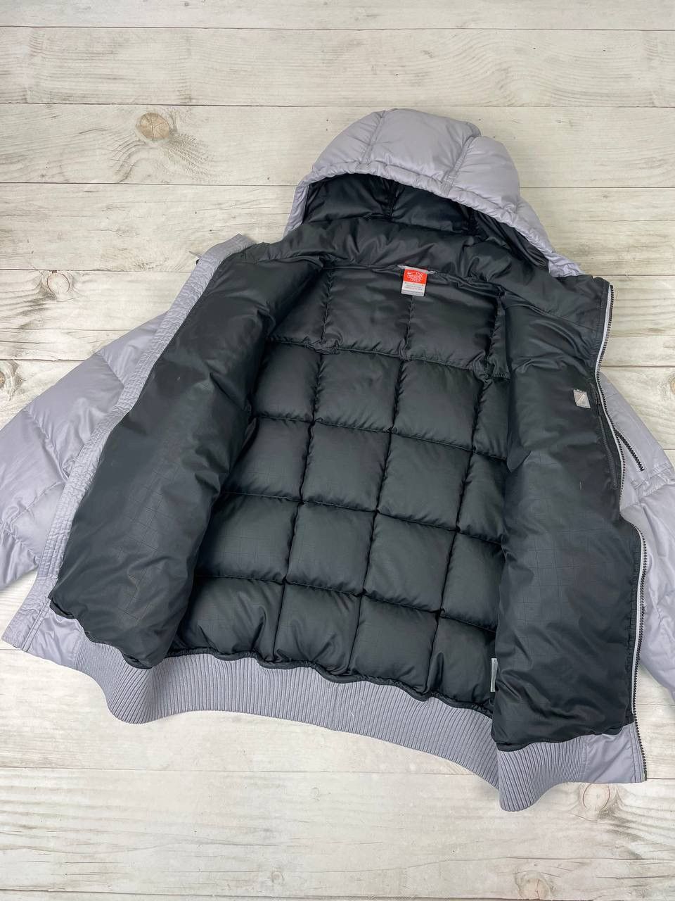 Nike Vintage Nike Down Hooded Jacket 00s Travis Style Y2K Size US M / EU 48-50 / 2 - 15 Thumbnail