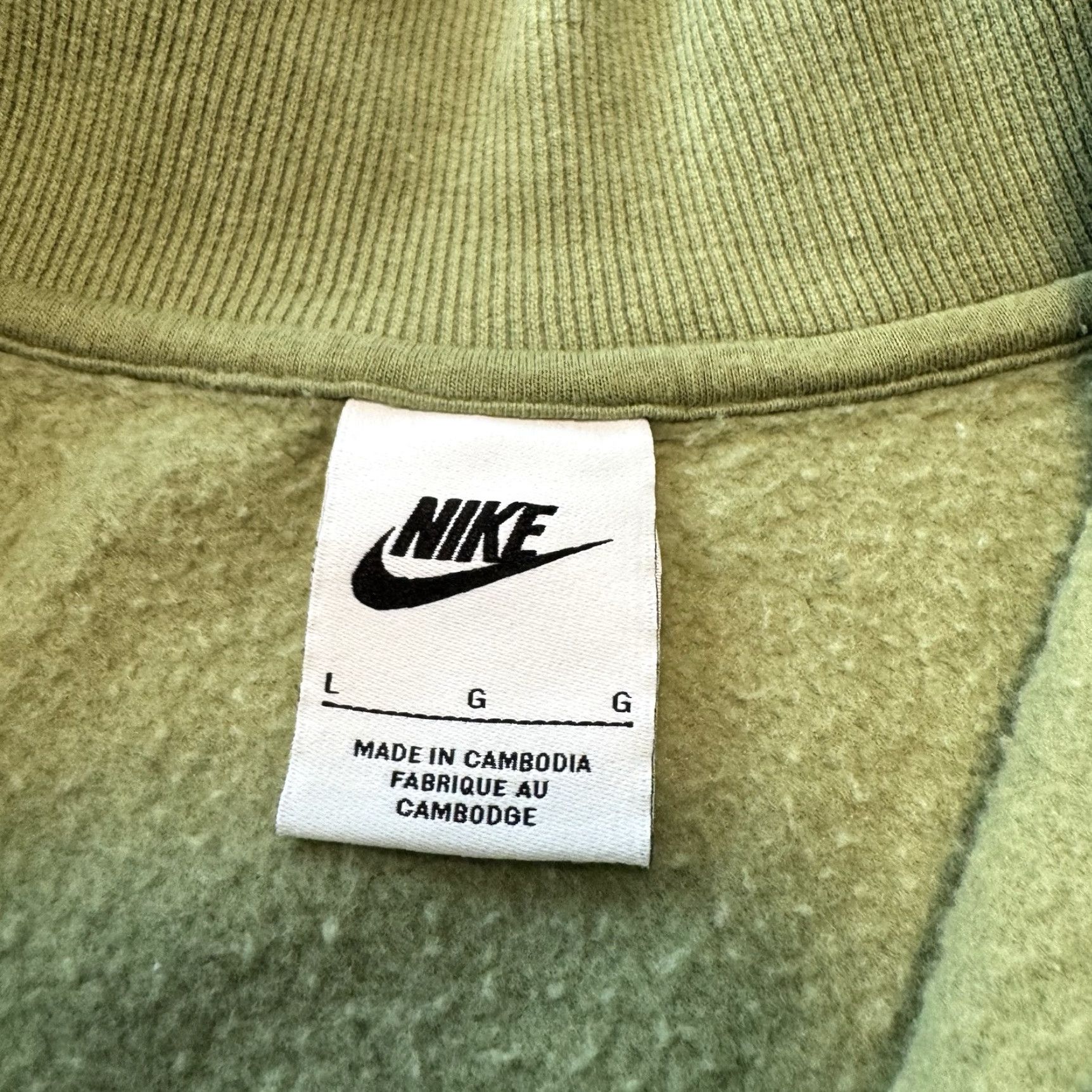 Nike VINTAGE Nike Sweatshirt Womens Size Large 1/4 Zip Pullover Green Size L / US 10 / IT 46 - 4 Thumbnail