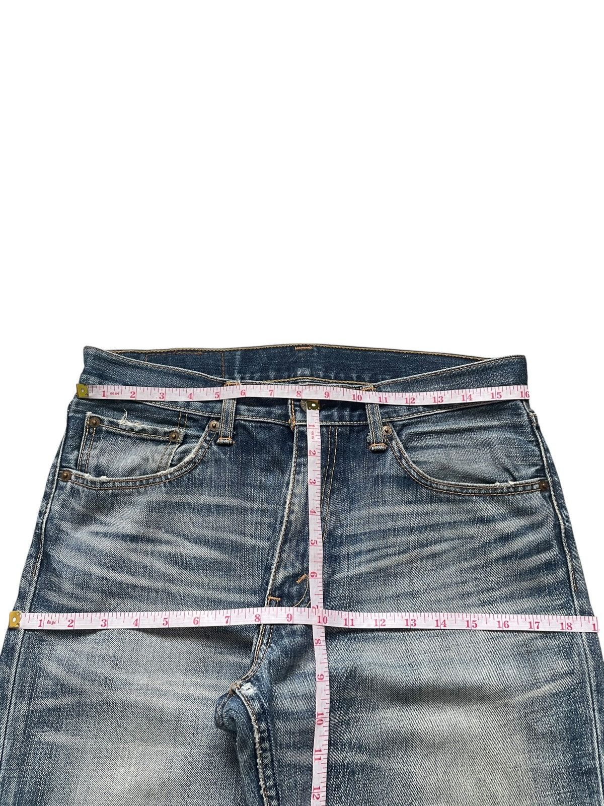 Levi's Vintage 90s Levis 702 Faded Wash Distressed Loose Jeans Size US 32 / EU 48 - 12 Thumbnail