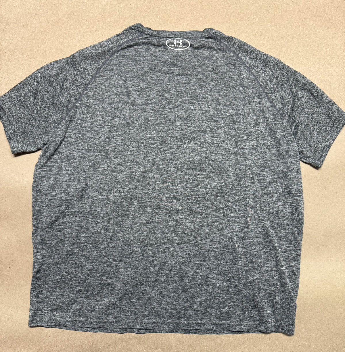 Under Armour Under Armour Heat Gear Loose Shirt Gray size XL Rare! Size US XL / EU 56 / 4 - 2 Thumbnail
