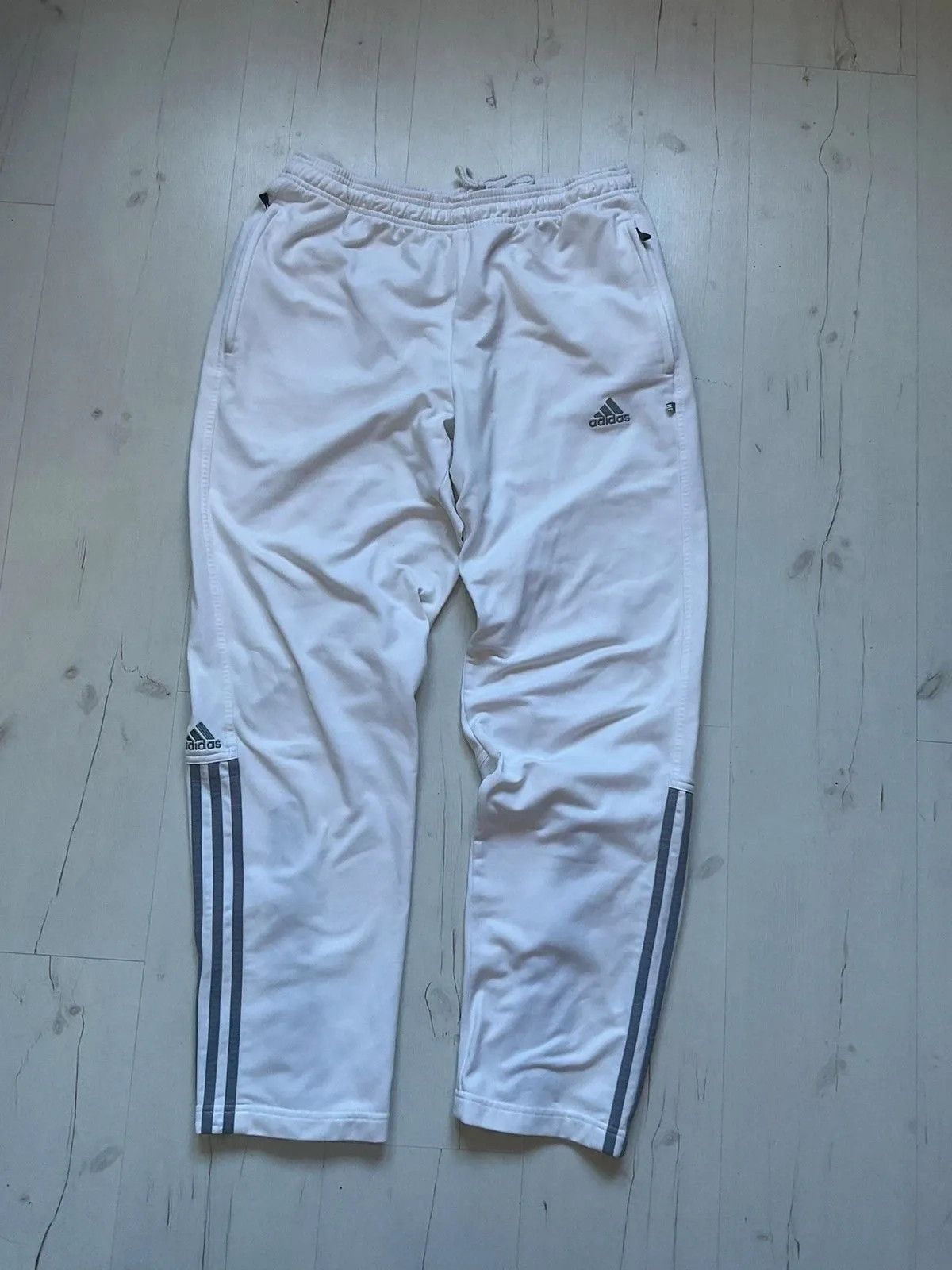 Adidas OG Adidas White Grey Pants Track Pants Open Zip Legs Vintage Size US 32 / EU 48 - 4 Thumbnail