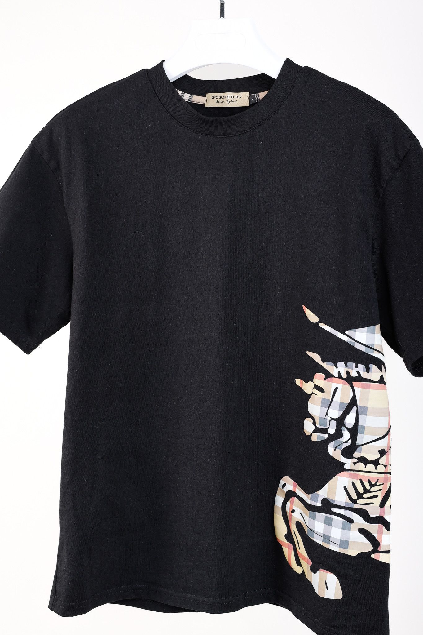 Burberry Burberry Equestrian Knight Check Logo Black Tee Size L / US 10 / IT 46 - 3 Thumbnail