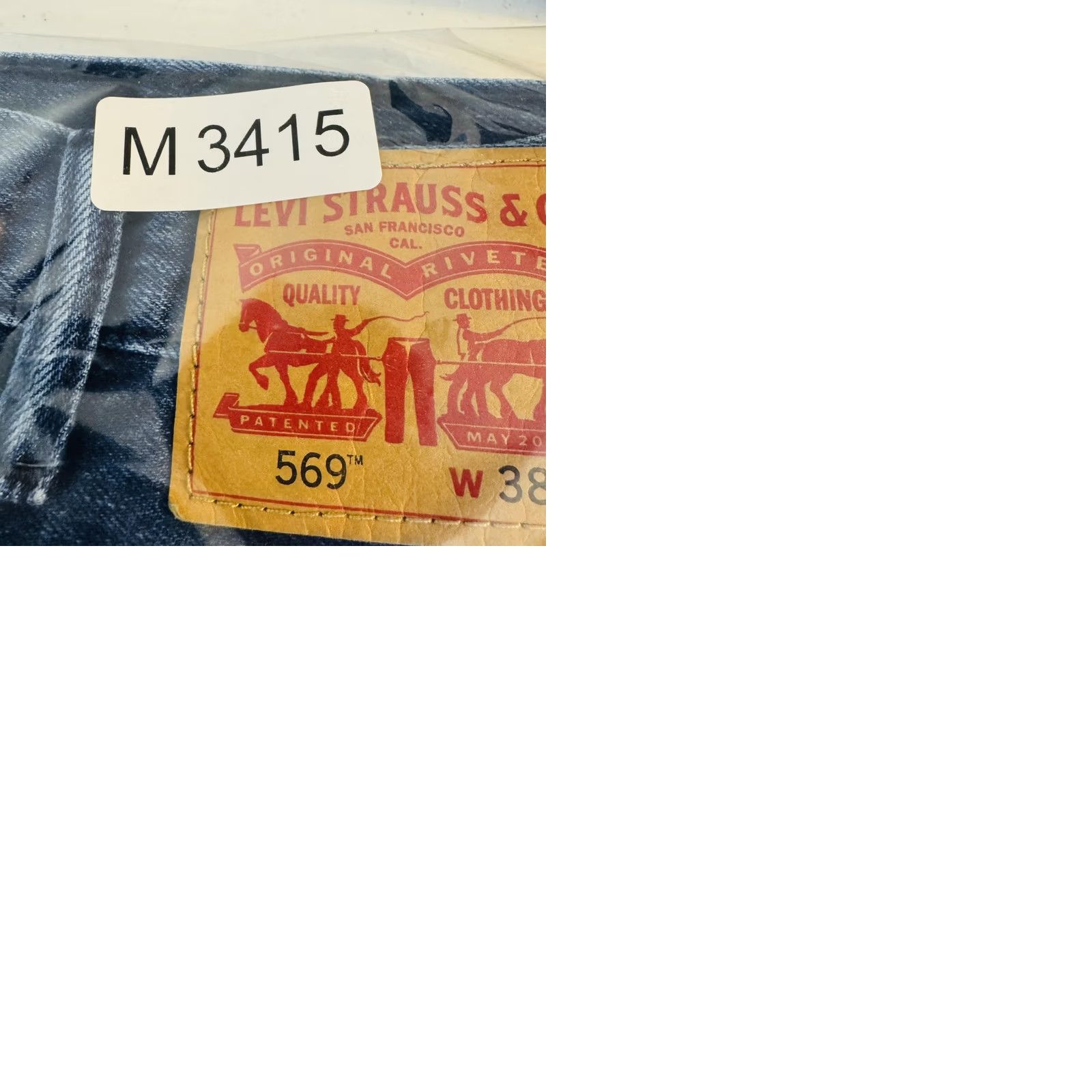 Levi's Levi's 569 Jeans Mens 38x32 Blue Medium Wash Distressed Relaxed Denim Zip Fly Jeans Size US 38 / EU 54 - 11 Thumbnail