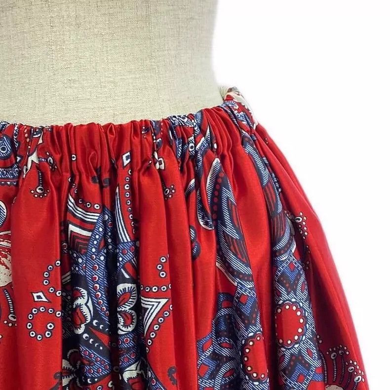 Comme des Garcons Comme Des Garcons size S Red Bohemian flower skirt Size 26" / US 2 / IT 38 - 3 Thumbnail