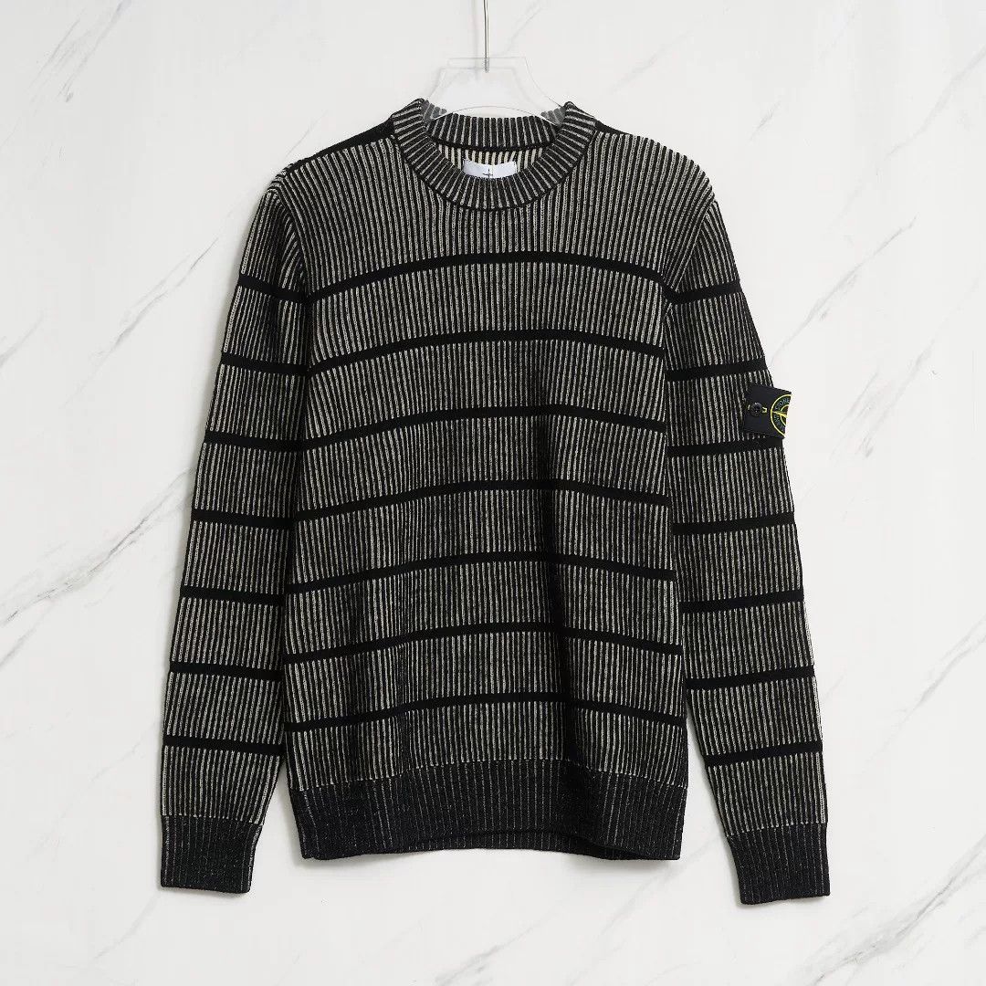 Stone Island Stone Island Men's Logo Stripe Knit Size US M / EU 48-50 / 2 - 1 Thumbnail