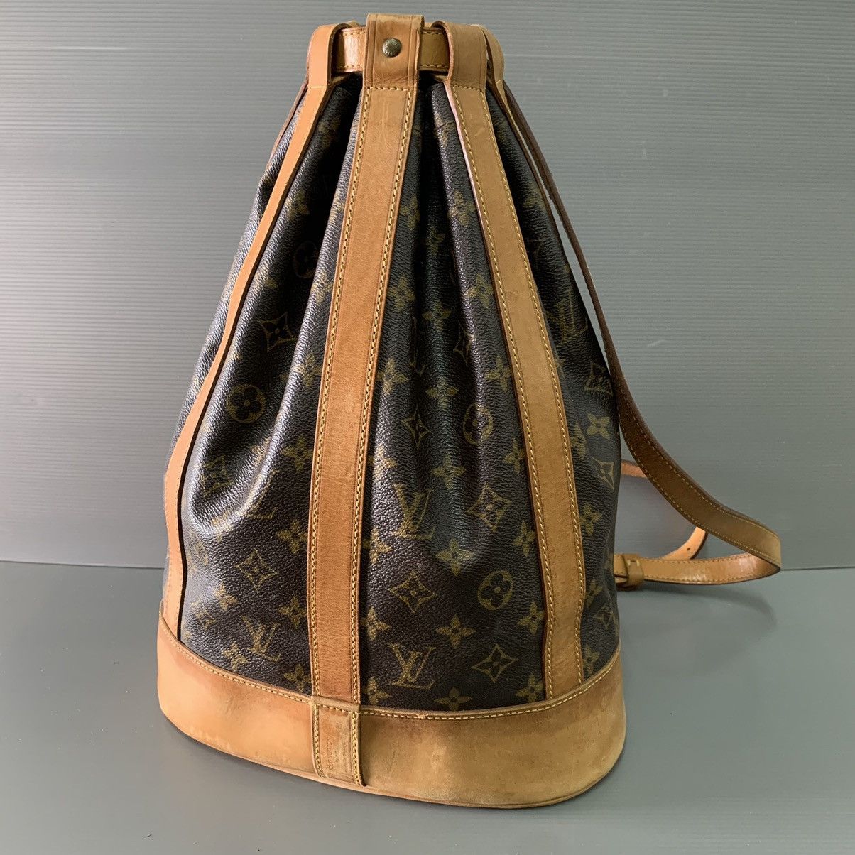 Louis Vuitton Louis Vuitton Monogram Backpack Size ONE SIZE - 1 Thumbnail