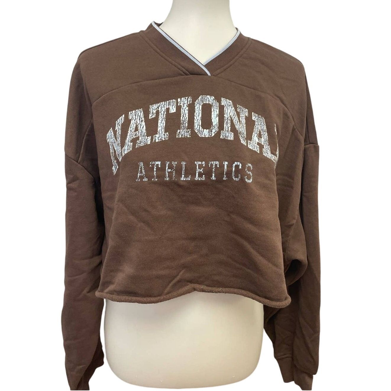 H&M H&M XXL Long Sleeve V-Neck Cropped Cotton Sweatshirt Size XXL / US 16-18 / IT 52-54 - 1 Thumbnail