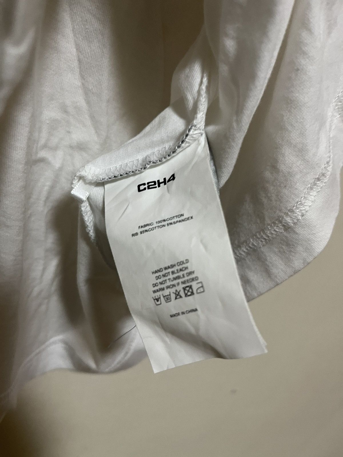 C2H4 C2H4 Graphic-print T-shirt Size US S / EU 44-46 / 1 - 3 Thumbnail