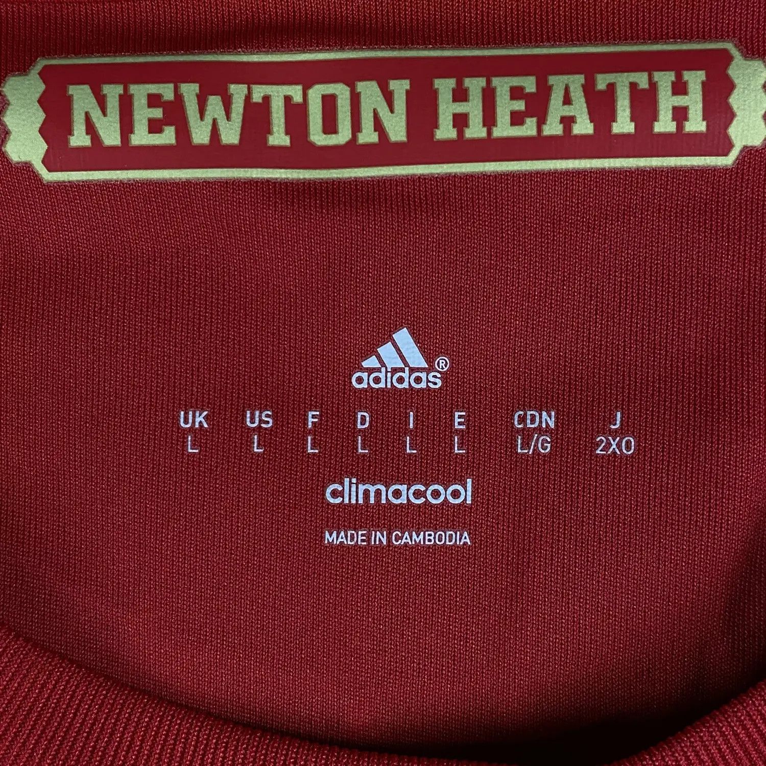 Adidas Men’s Tshirt Jersey Manchester United Adidas Vintage Size L Size US L / EU 52-54 / 3 - 5 Thumbnail