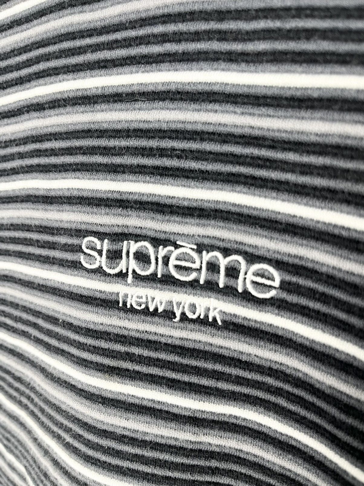 Supreme Supreme Raised Stripe Top Black FW17 Size US XL / EU 56 / 4 - 5 Thumbnail